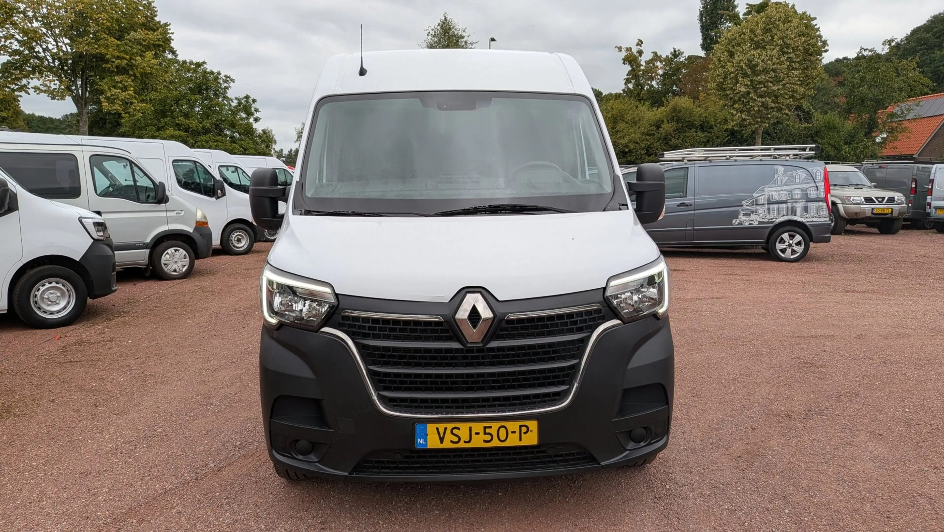 Renault Master T35 2.3 dCi 165 L4H2 EL Energy Comfort — photo 4