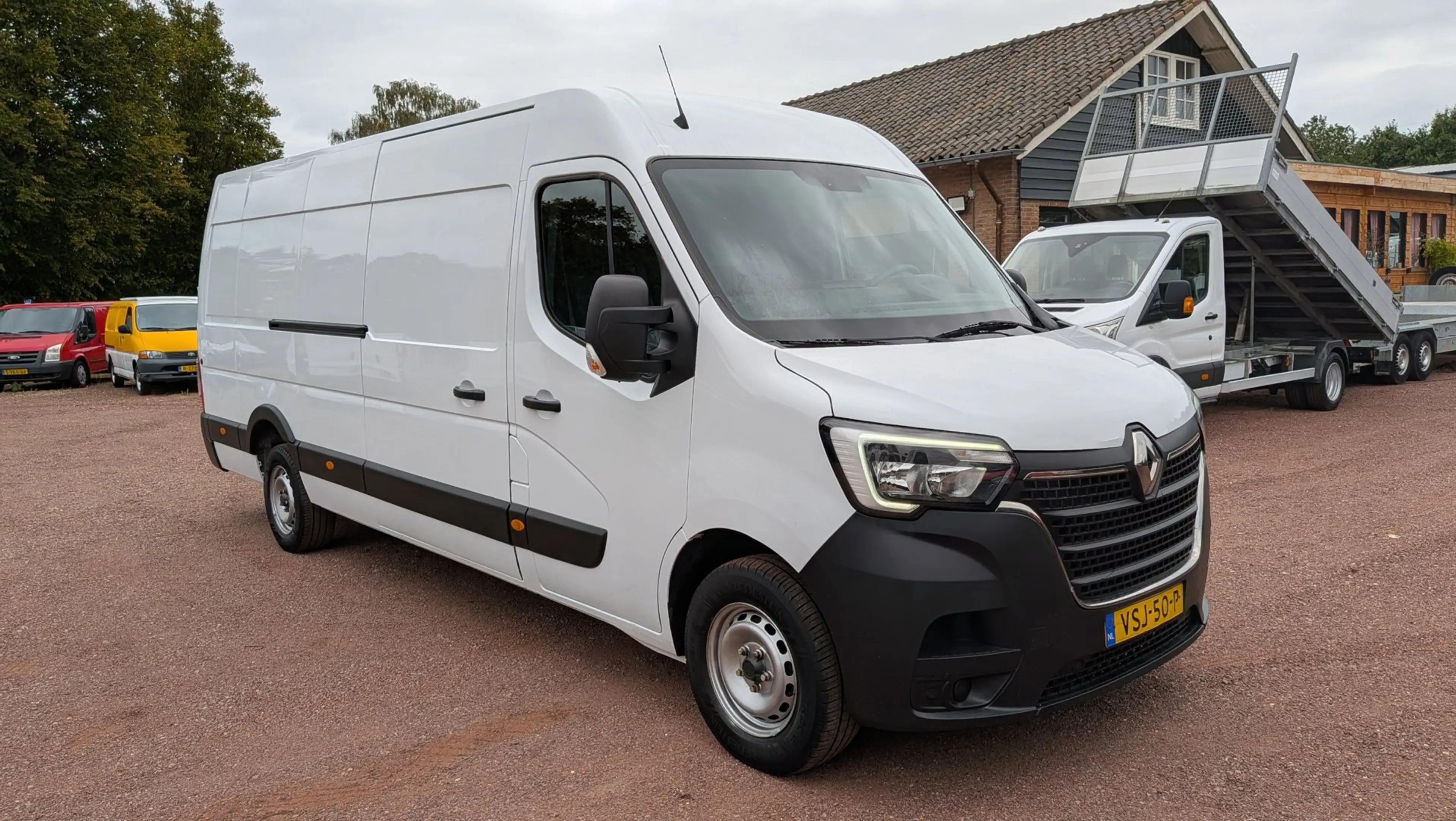 Renault Master T35 2.3 dCi 165 L4H2 EL Energy Comfort — photo 11