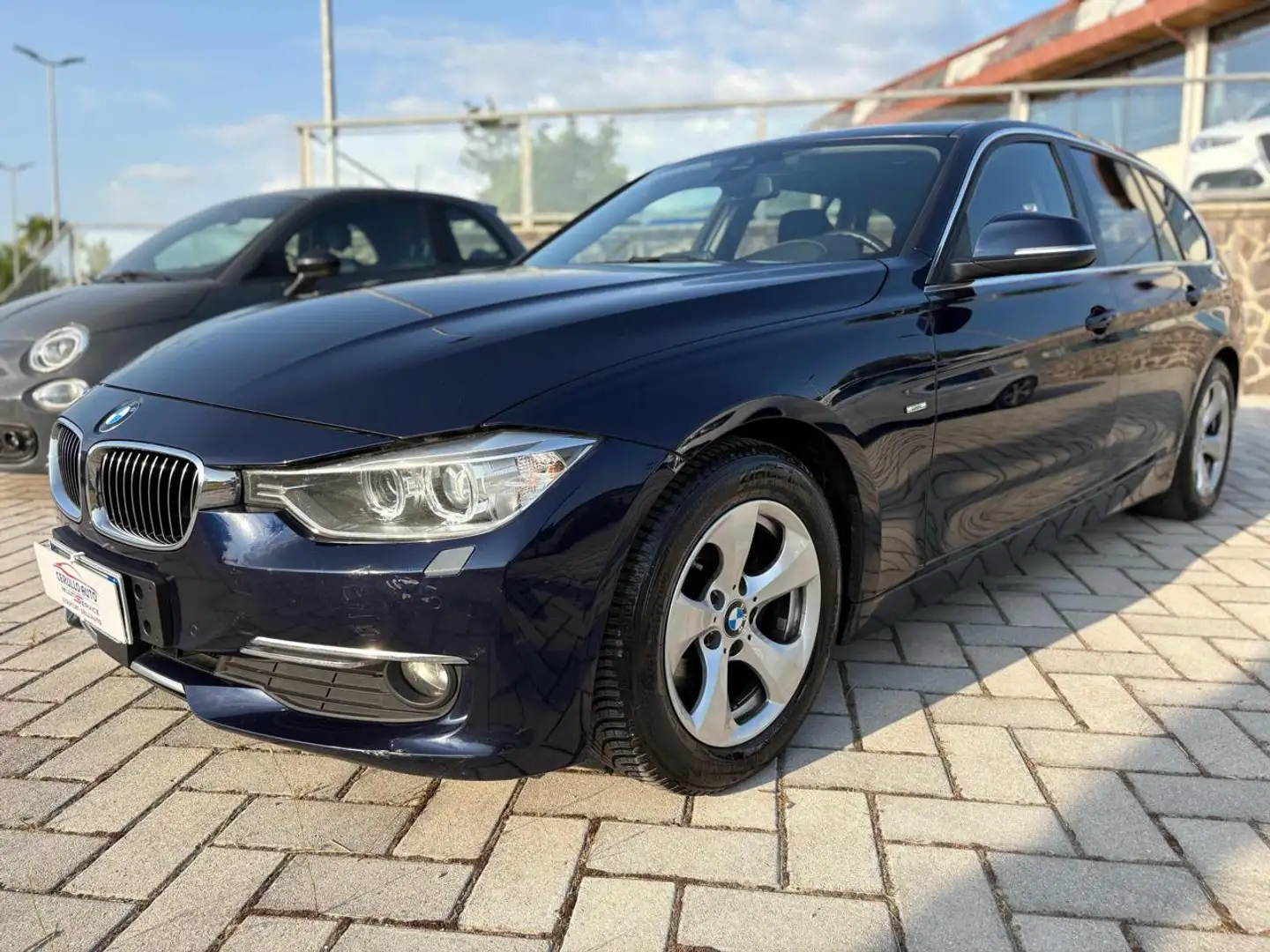 BMW 320 d Efficient Dynamics Touring Luxury Blauw - 1