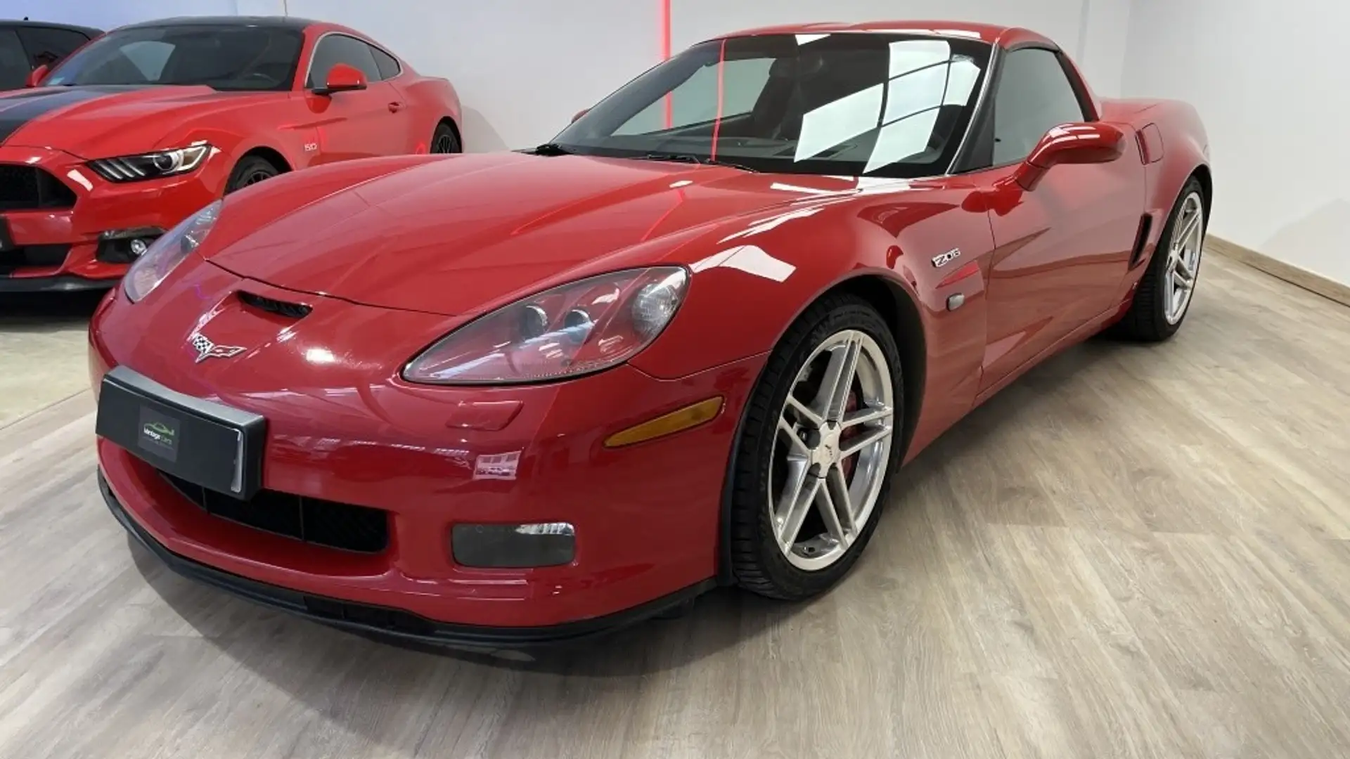 Chevrolet Corvette Coupé Z06 Rojo - 2