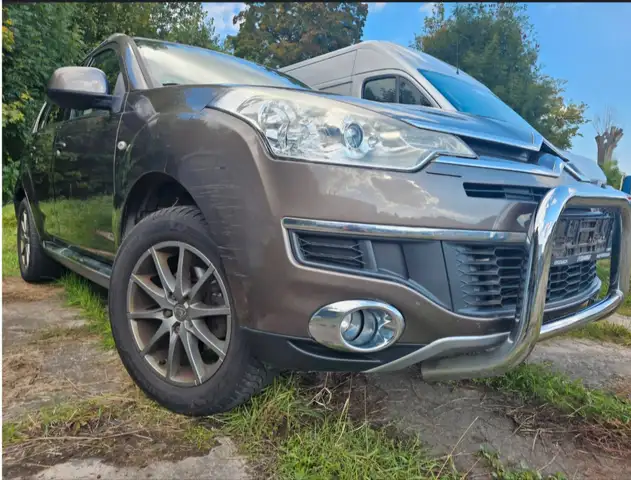Citroen C-Crosser Exclusive