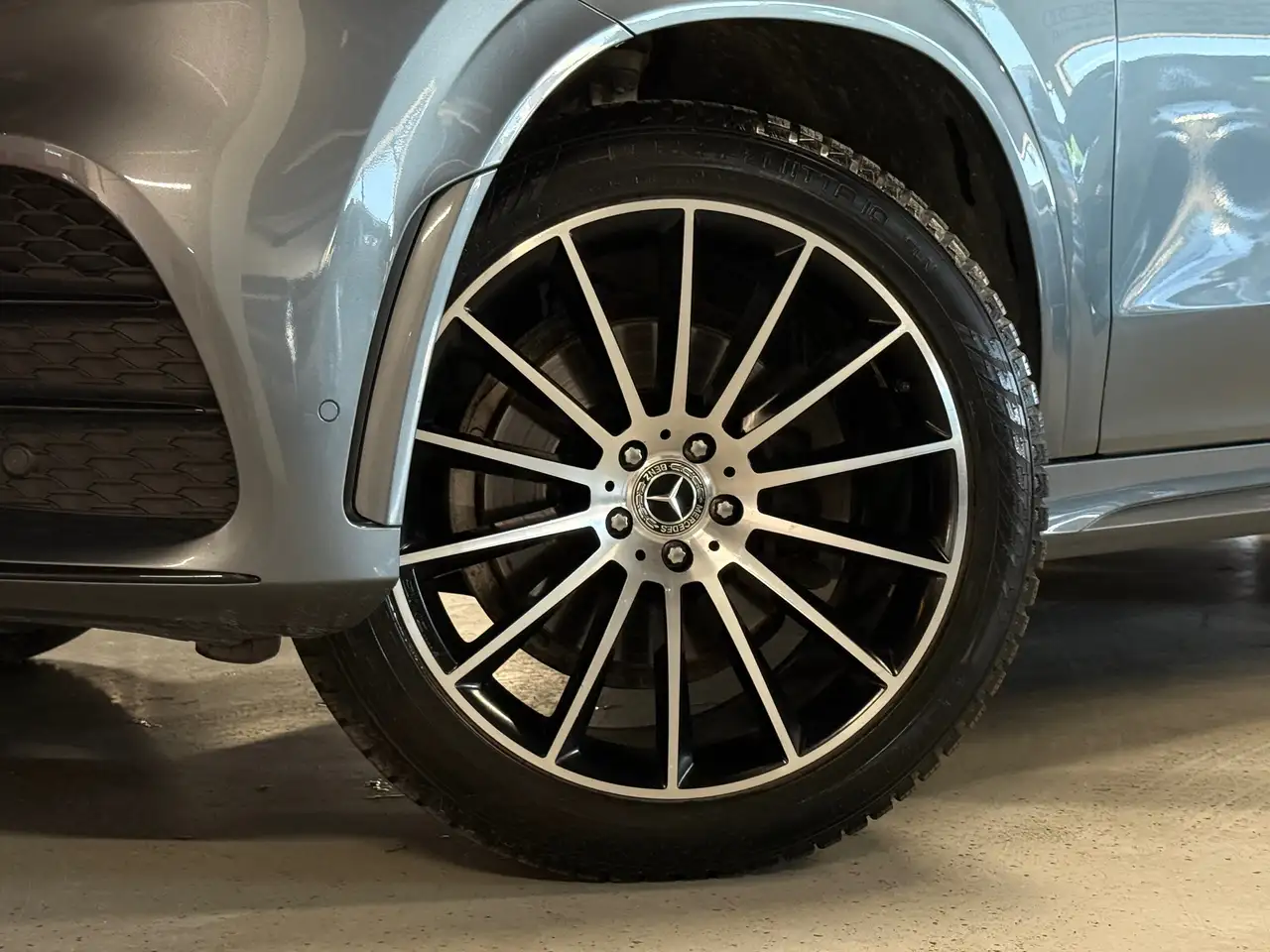 Mercedes-Benz GLE снимка Mercedes-Benz GLE