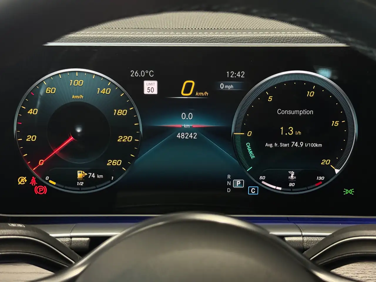 Mercedes-Benz GLE снимка Mercedes-Benz GLE