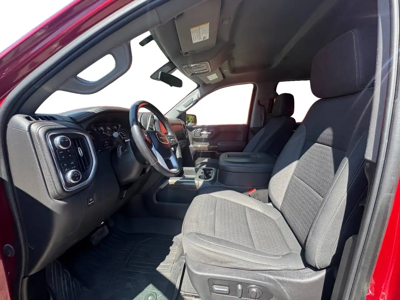 GMC Sierra 1500 photo GMC Sierra 1500