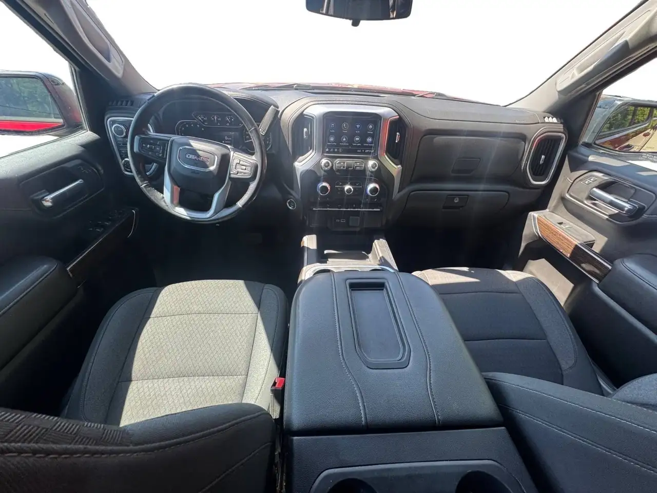 GMC Sierra 1500 photo GMC Sierra 1500