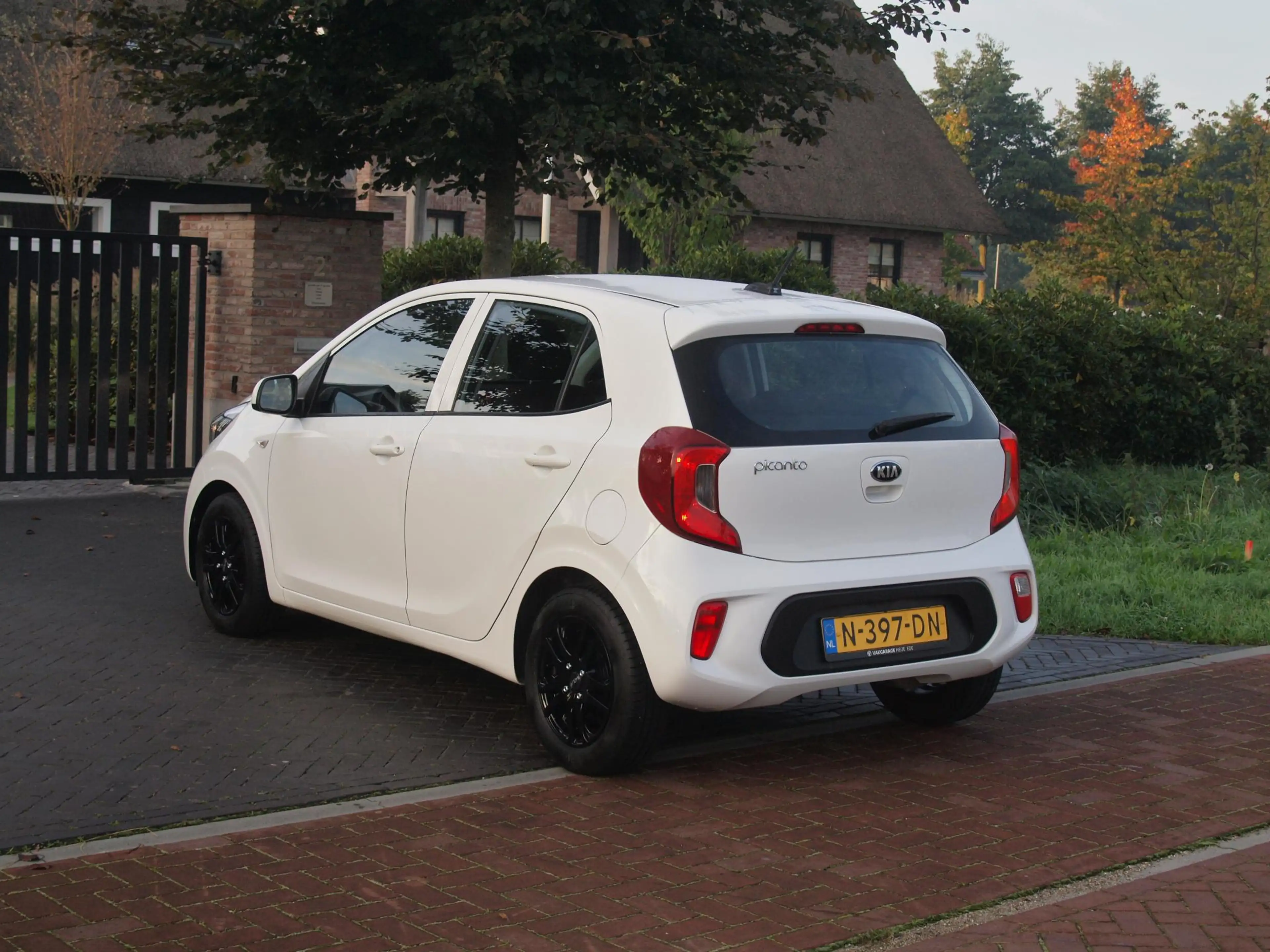 Kia Picanto 1.0 DPi ComfortLine 5p | 5 Persoons | Airco | Zwar — photo 8