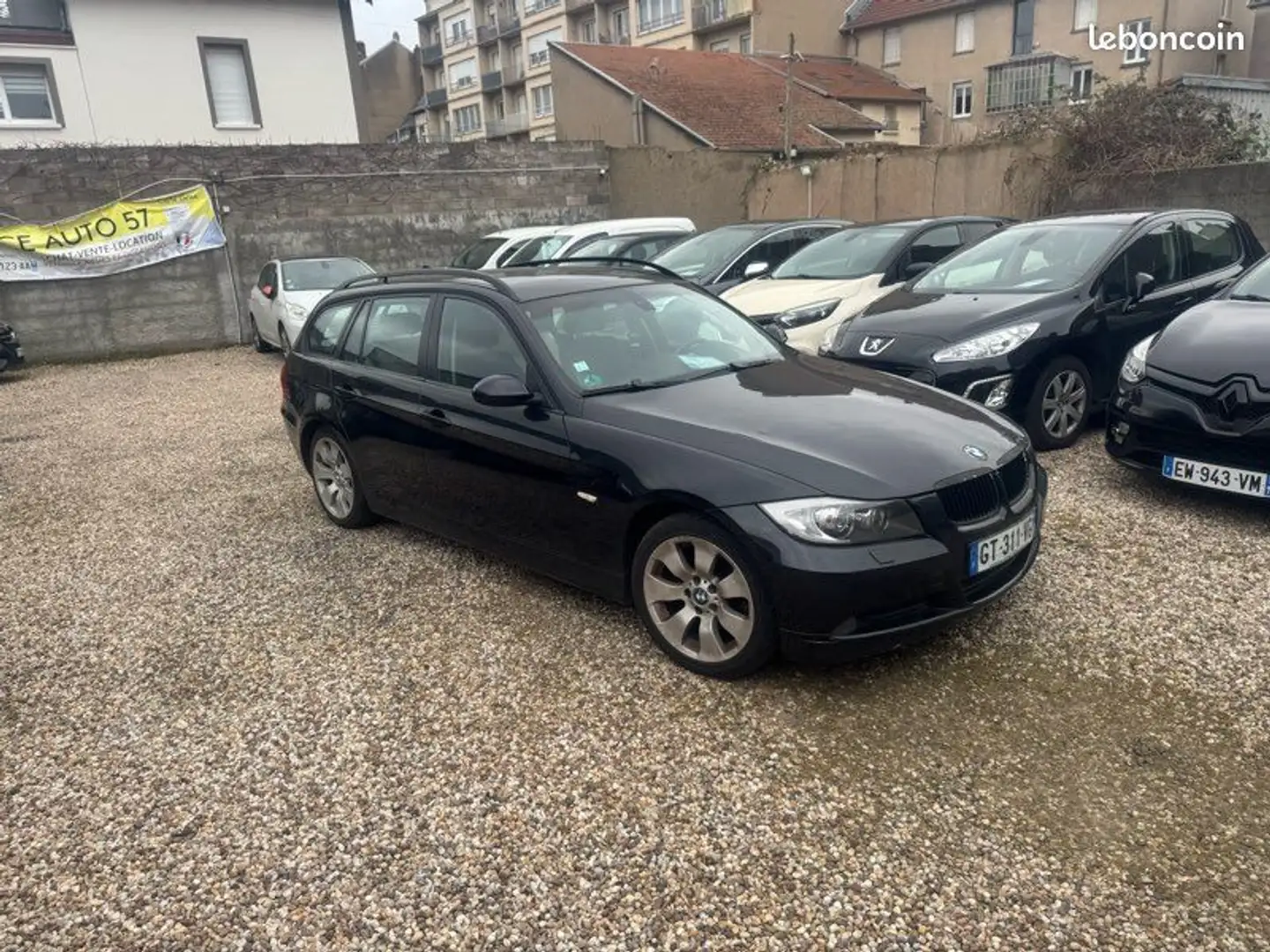 BMW 320 320d 177ch 3900e Noir - 1