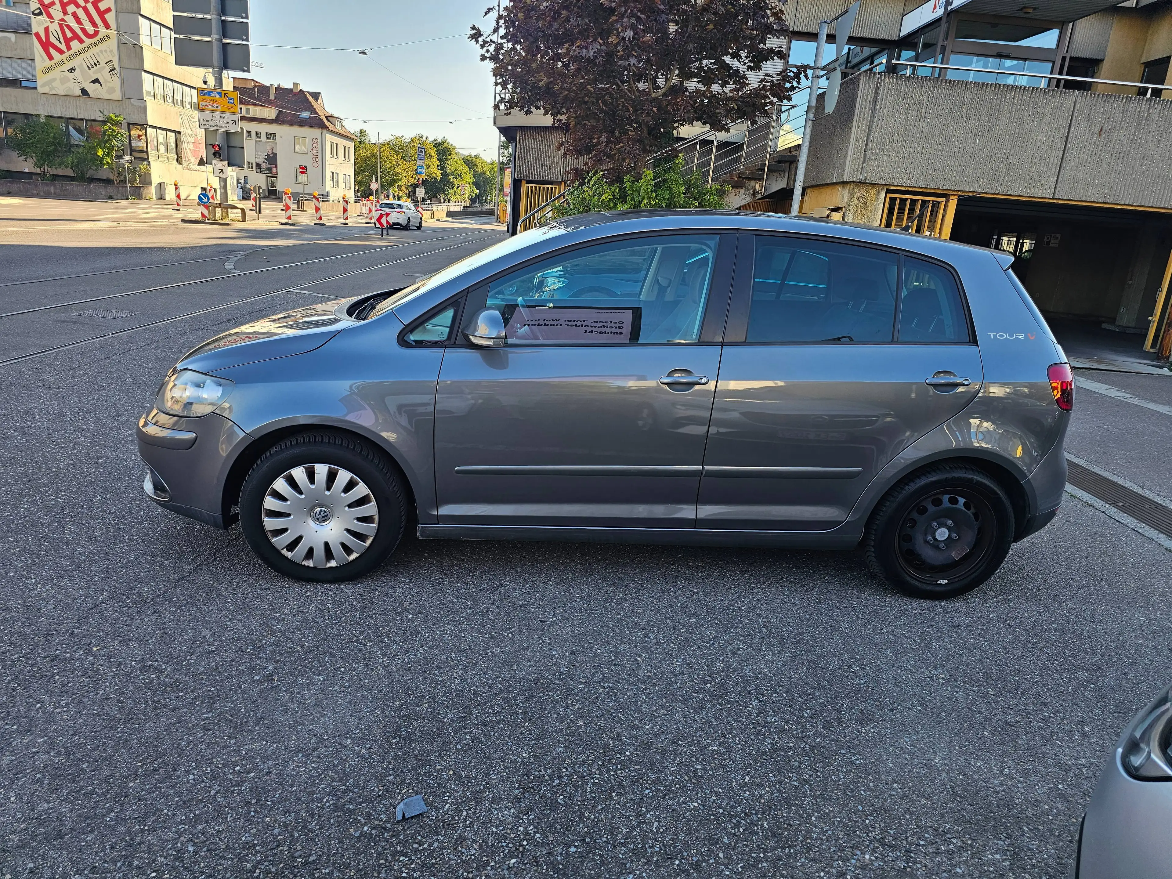 Volkswagen Golf Plus 1,6 Tour Edition Automatik TÜV neu — photo 8