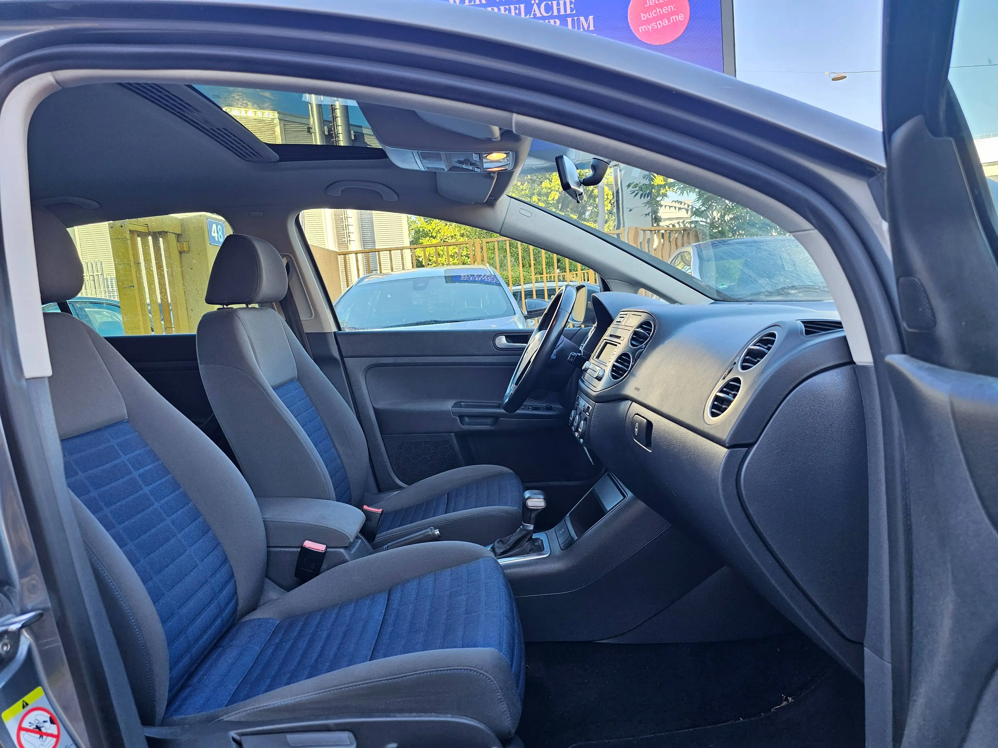Volkswagen Golf Plus 1,6 Tour Edition Automatik TÜV neu — photo 15