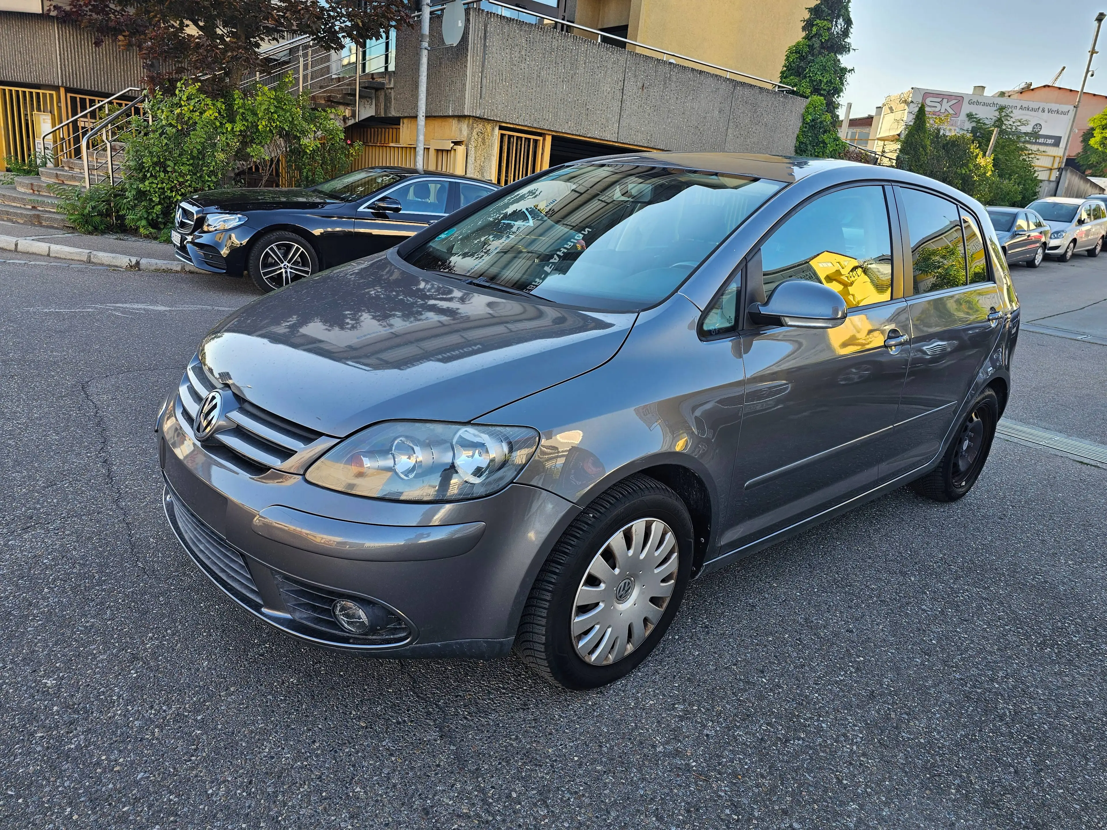 Volkswagen Golf Plus 1,6 Tour Edition Automatik TÜV neu