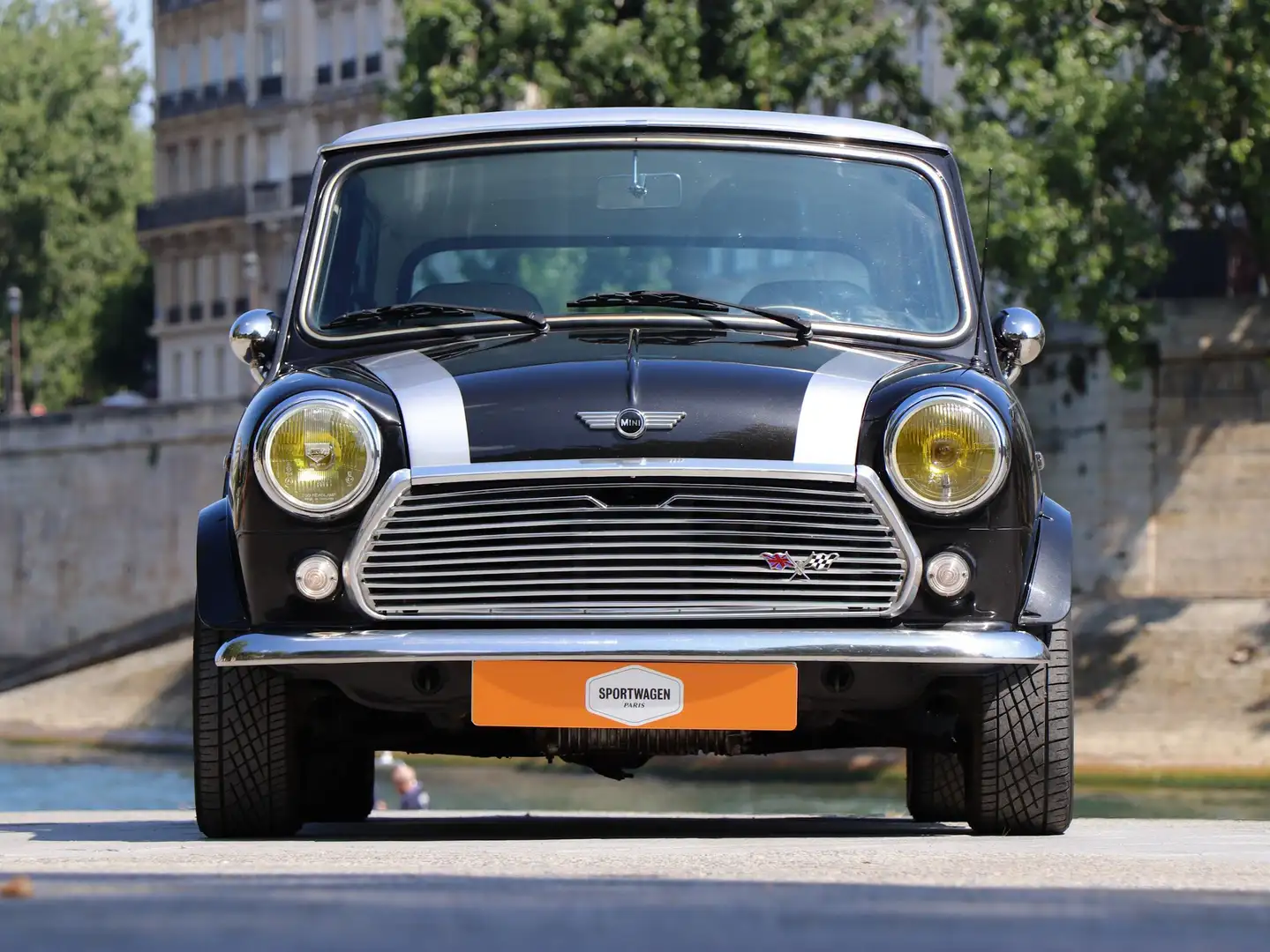 Austin Mini Nero - 2
