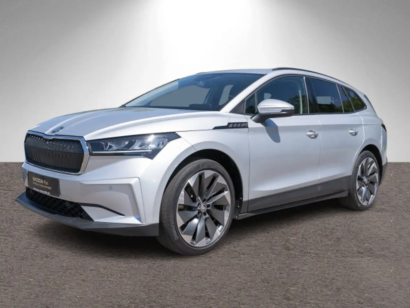 Skoda Enyaq iV 60 Suite Navi LED ACC RFK Pano AHK Zilver - 1