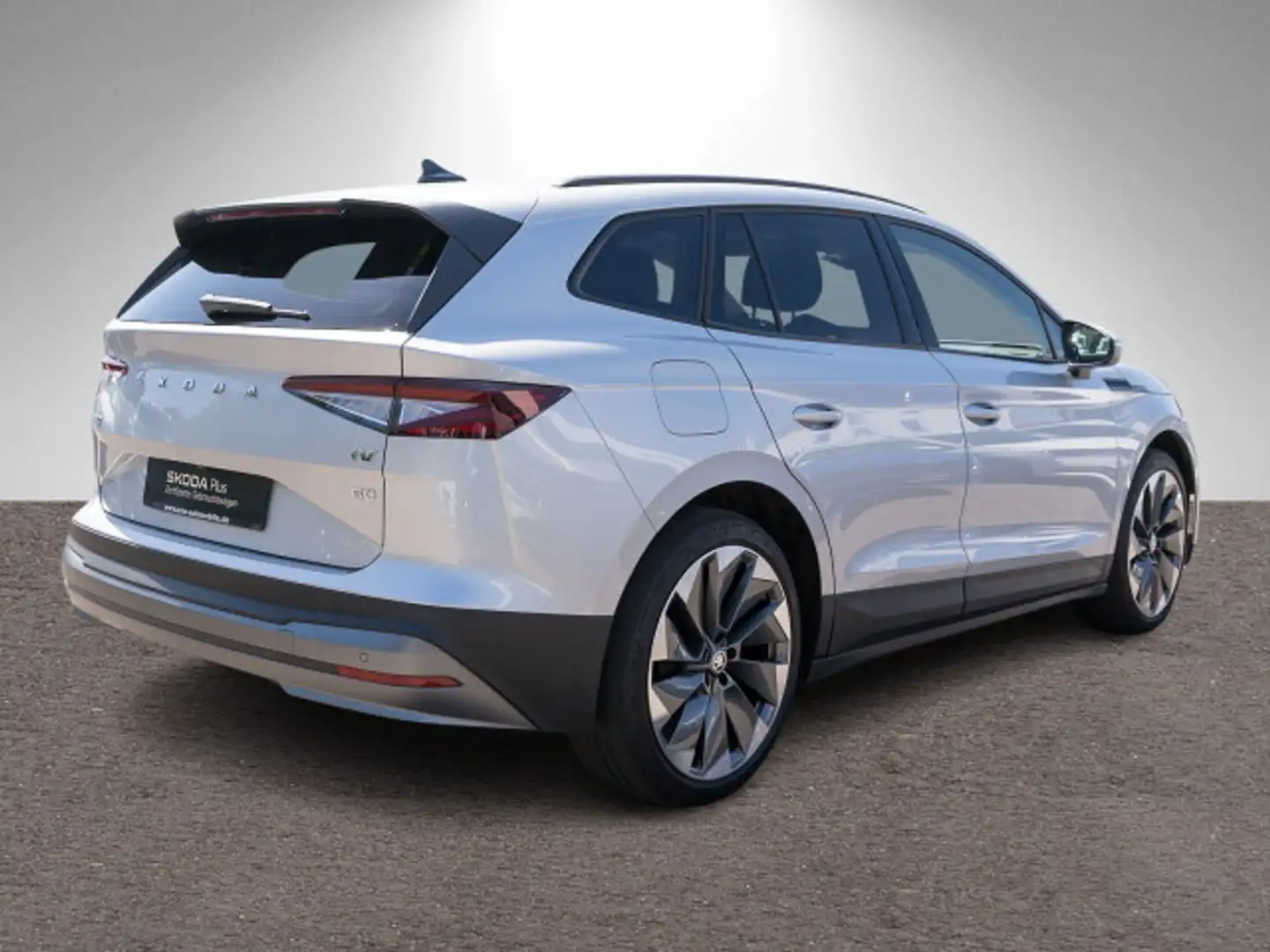 Skoda Enyaq iV 60 Suite Navi LED ACC RFK Pano AHK Silber - 2