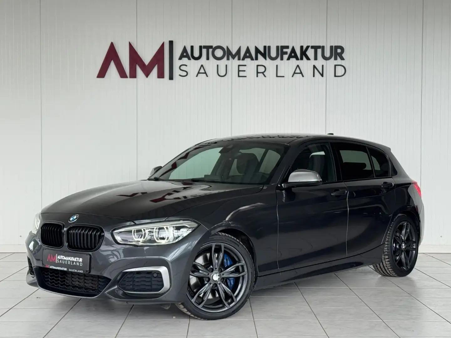 BMW 140 M140 i xDrive Special Edition*H/K*Memory*nonOPF* Šedá - 1