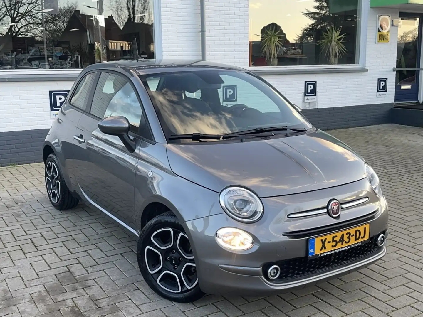 Fiat 500 1.0 HYBRID|CARPLAY|RIJKLAAR|CRUISE CONTROL|PARKEER Gris - 2