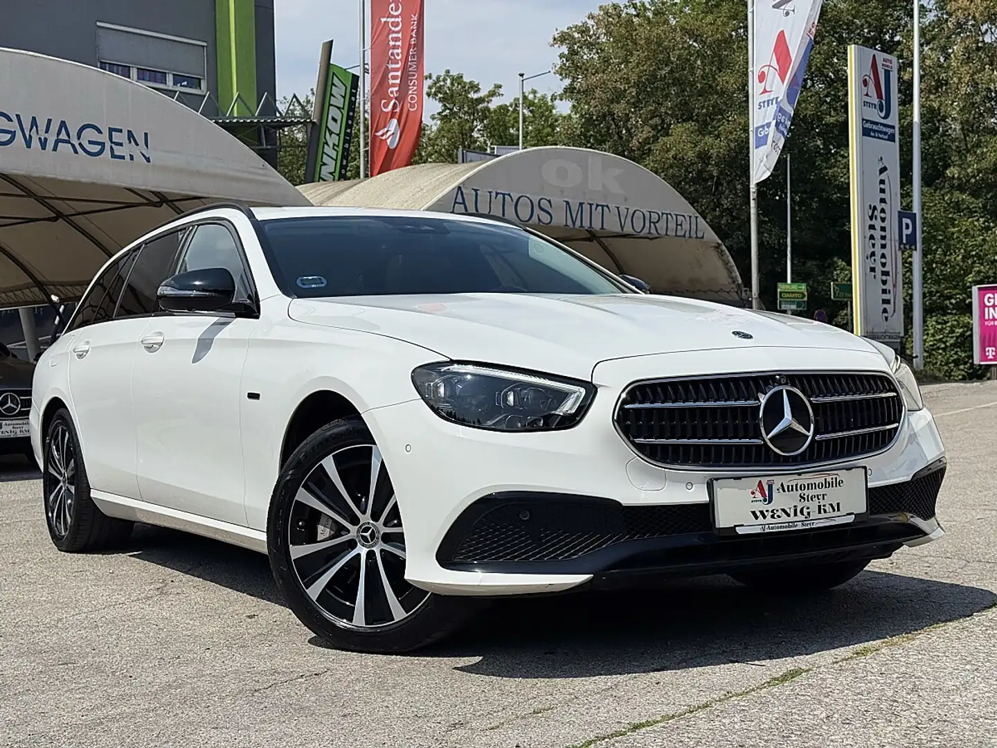 Mercedes-Benz E 300 de PHEV T Avantgarde Aut.+Navi+Apple CarPlay+AH... Weiß - 1