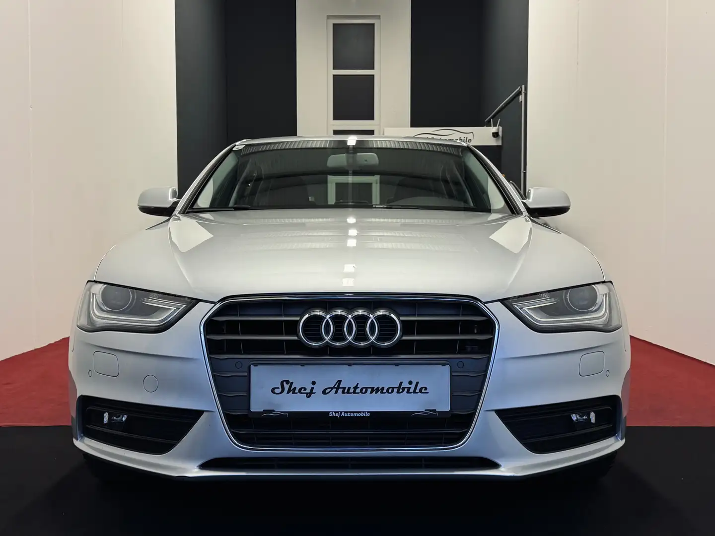 Audi A4 2.0 TDI*Facelift*Wenig Km* Grau - 2