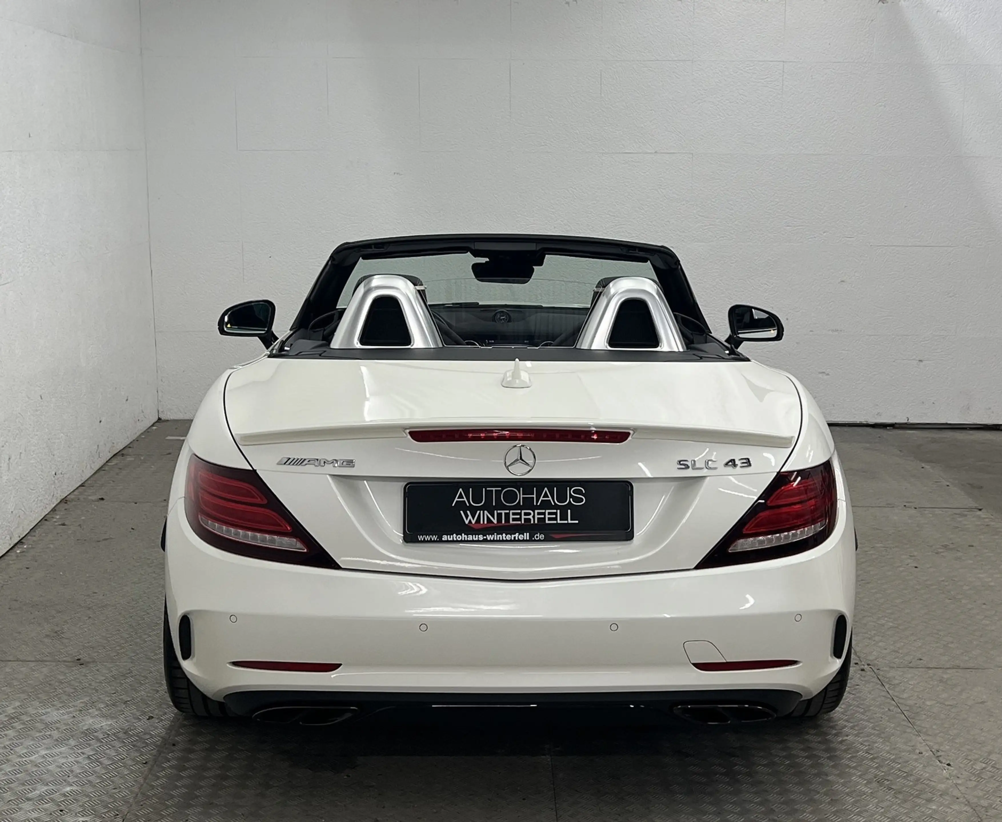 Mercedes-Benz SLC 43 AMG PERFOR CARBON KAMERA+MEMO+KEYLESS — photo 8