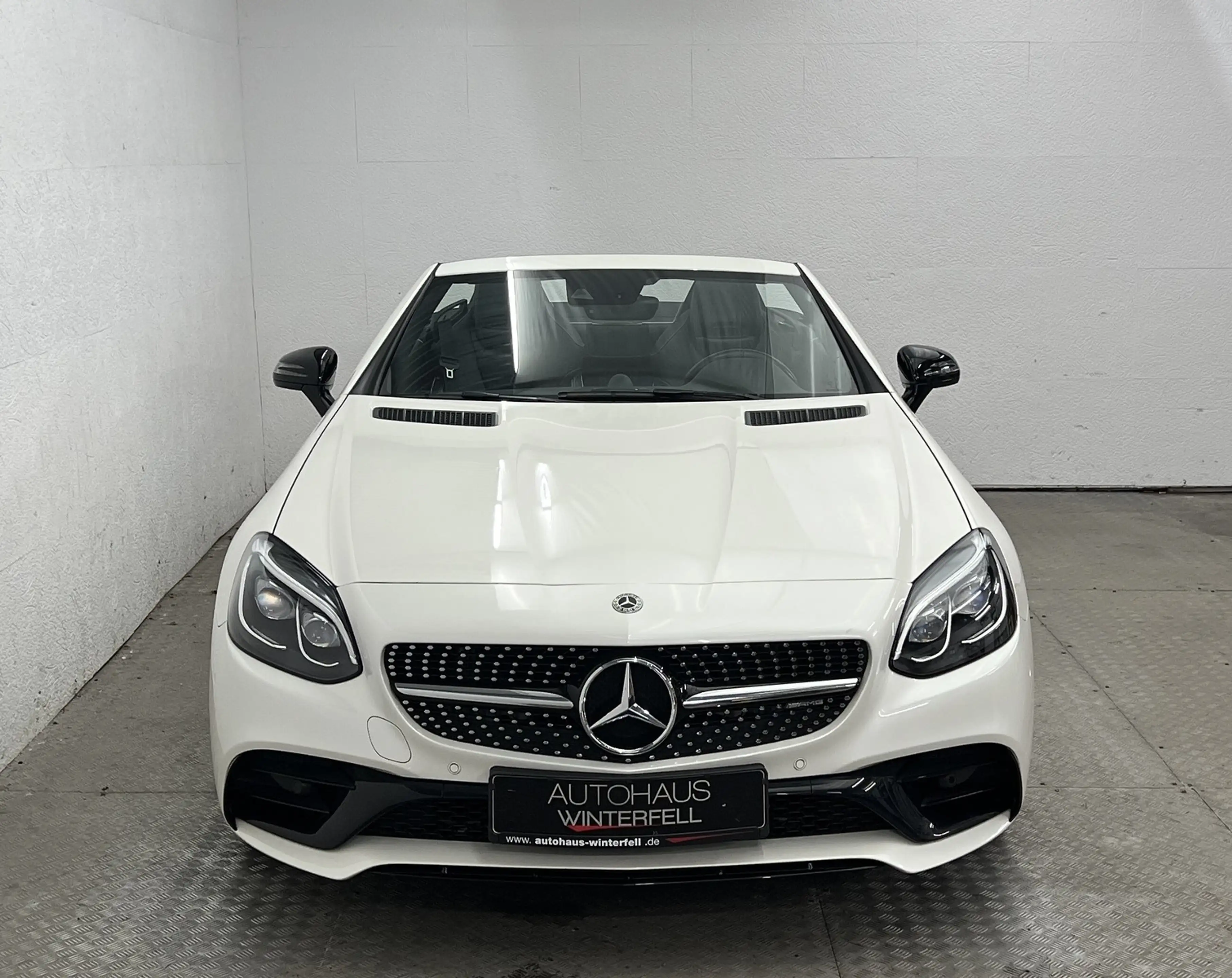Mercedes-Benz SLC 43 AMG PERFOR CARBON KAMERA+MEMO+KEYLESS — photo 7