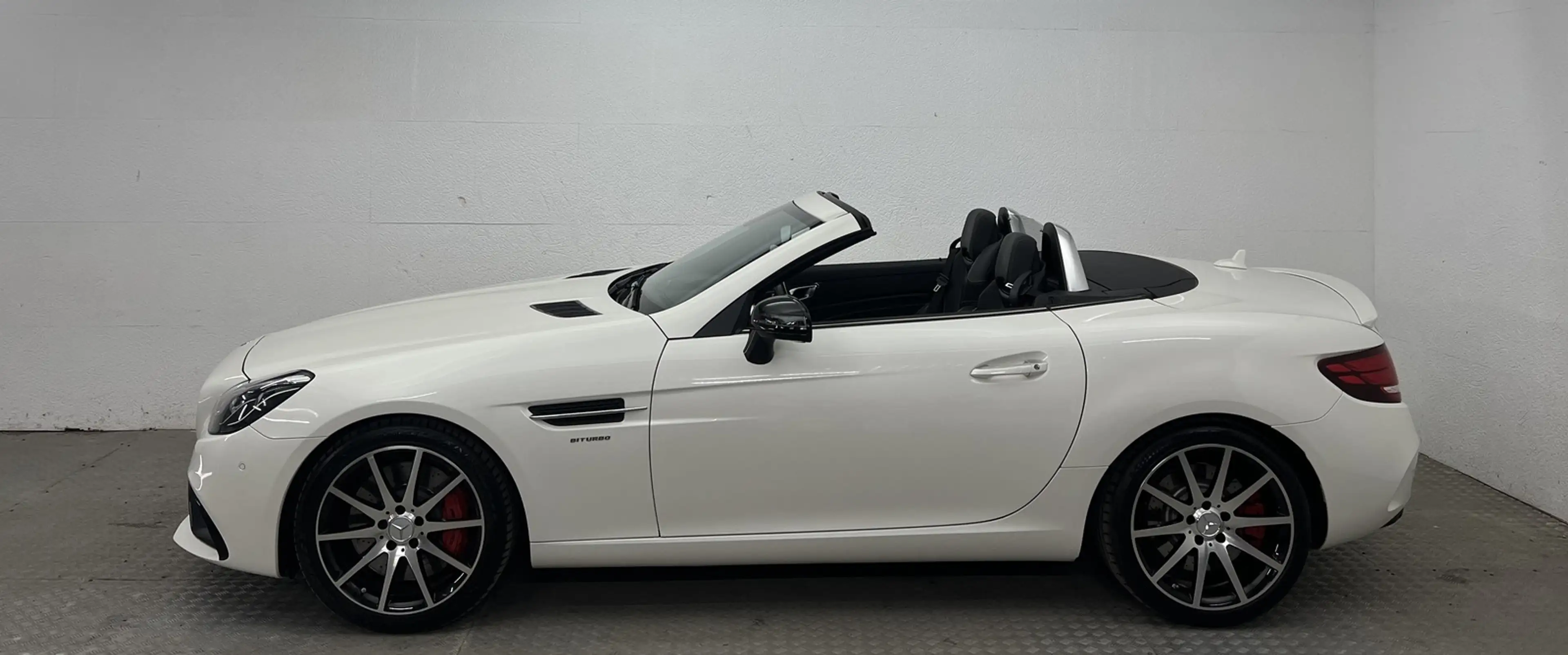 Mercedes-Benz SLC 43 AMG PERFOR CARBON KAMERA+MEMO+KEYLESS — photo 3