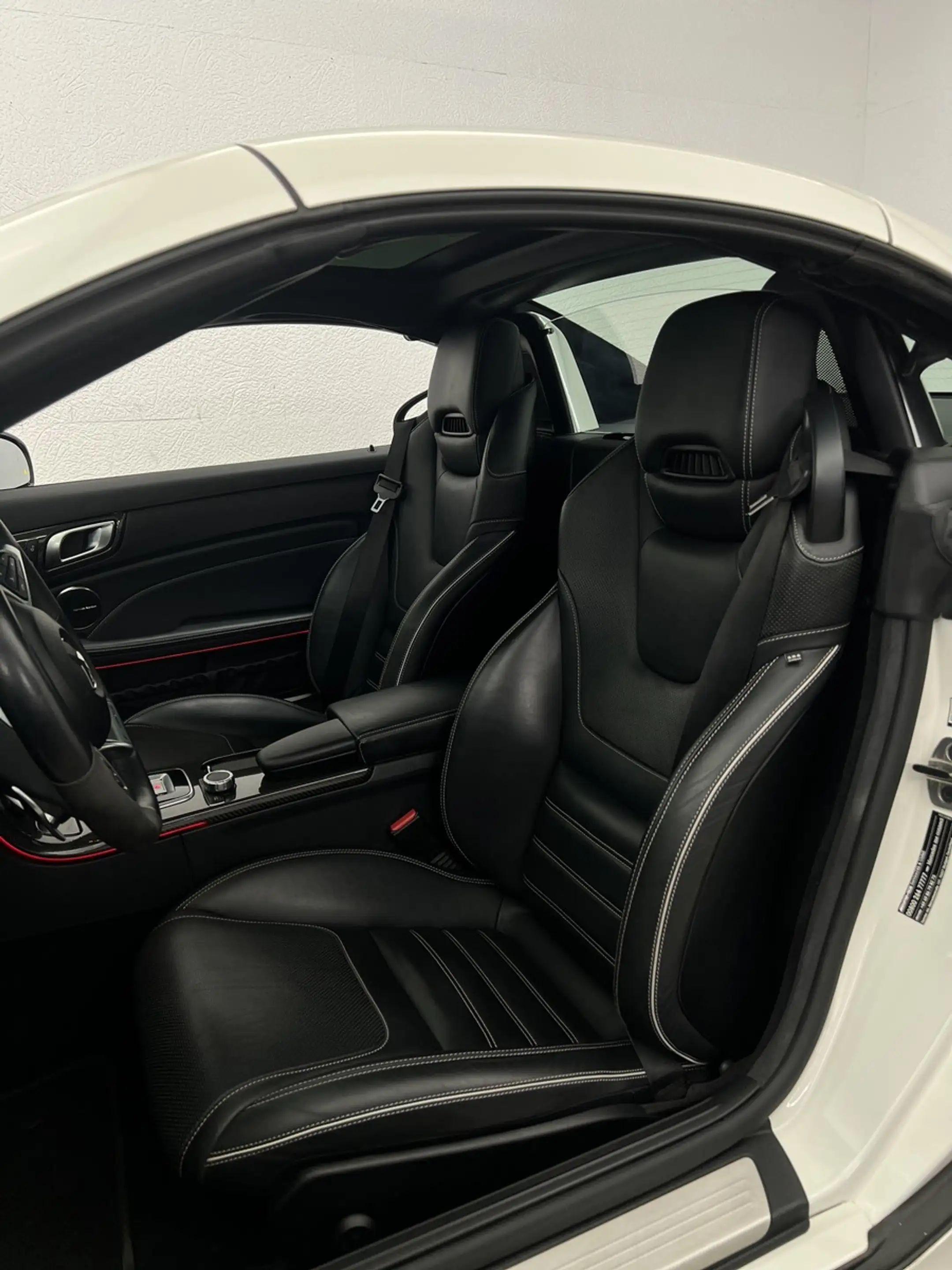 Mercedes-Benz SLC 43 AMG PERFOR CARBON KAMERA+MEMO+KEYLESS — photo 9