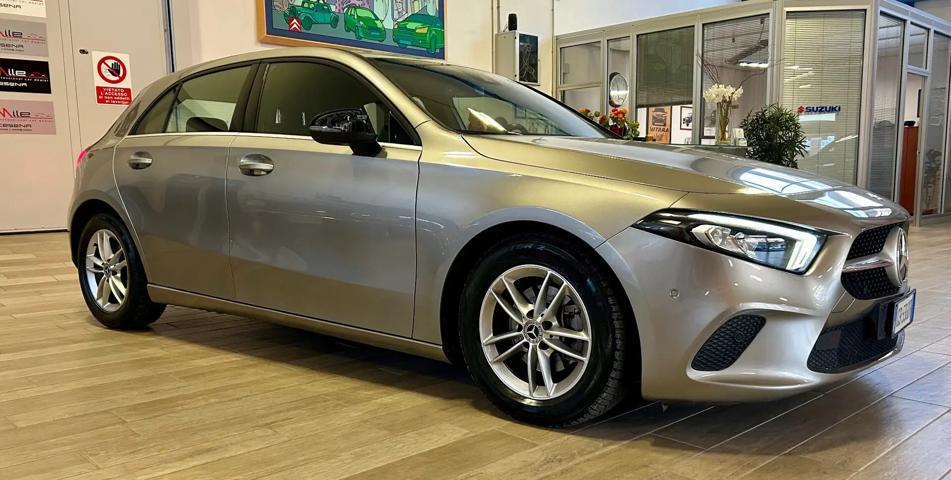 Mercedes-Benz A 180 A 180 d Automatic Business Argento - 1