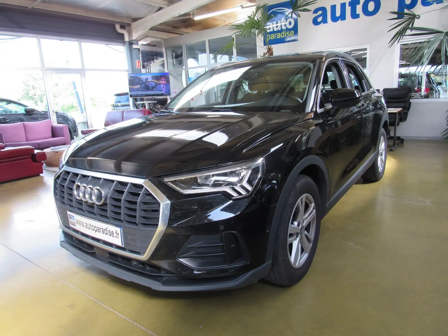 Audi Q3 35 TDI S-TRONIC BUSINESS LINE + TOIT OUVRANT Zwart - 1