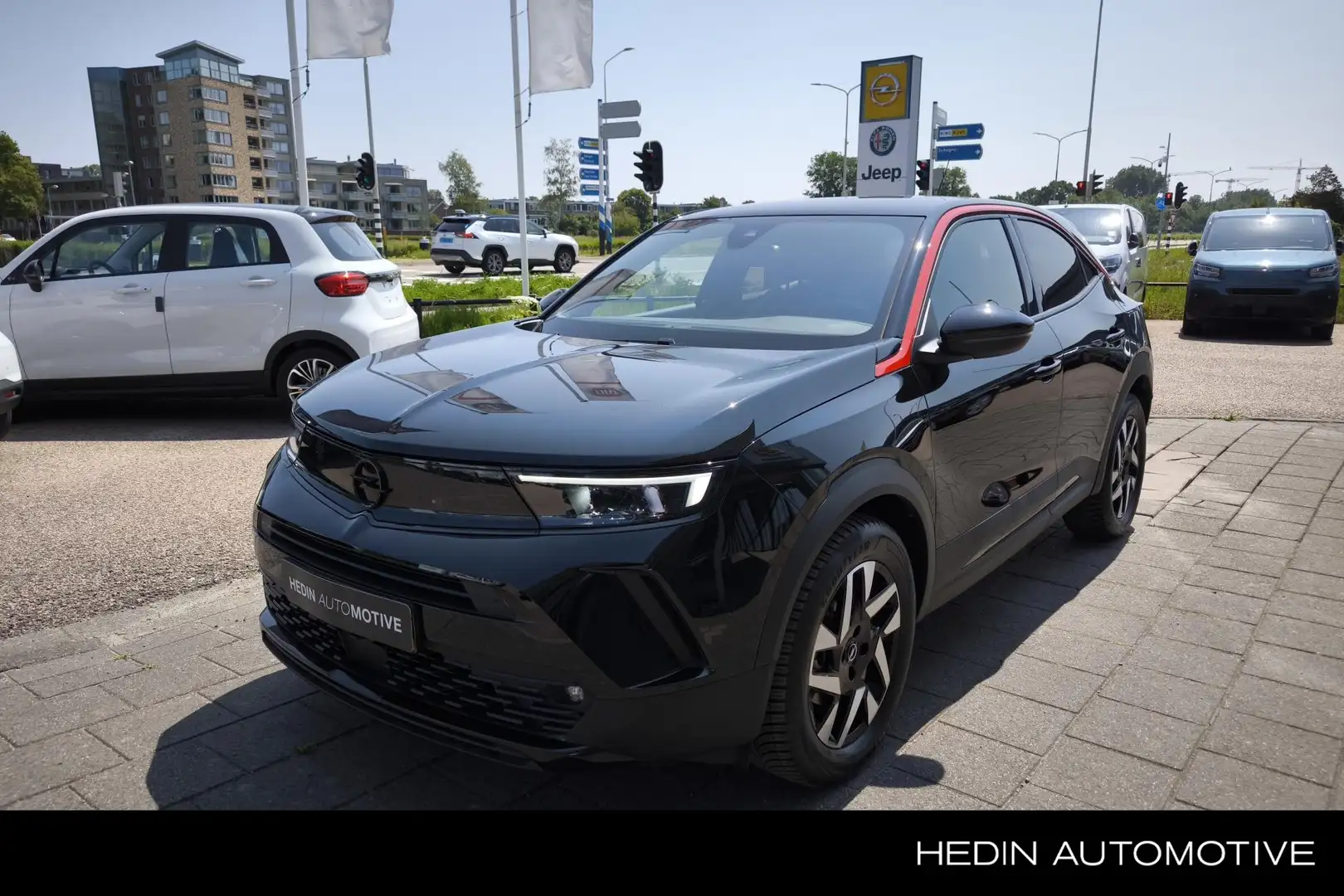 Opel Mokka GS 54 kWh | Navigatie via App | Stoelverwarming | Zwart - 1