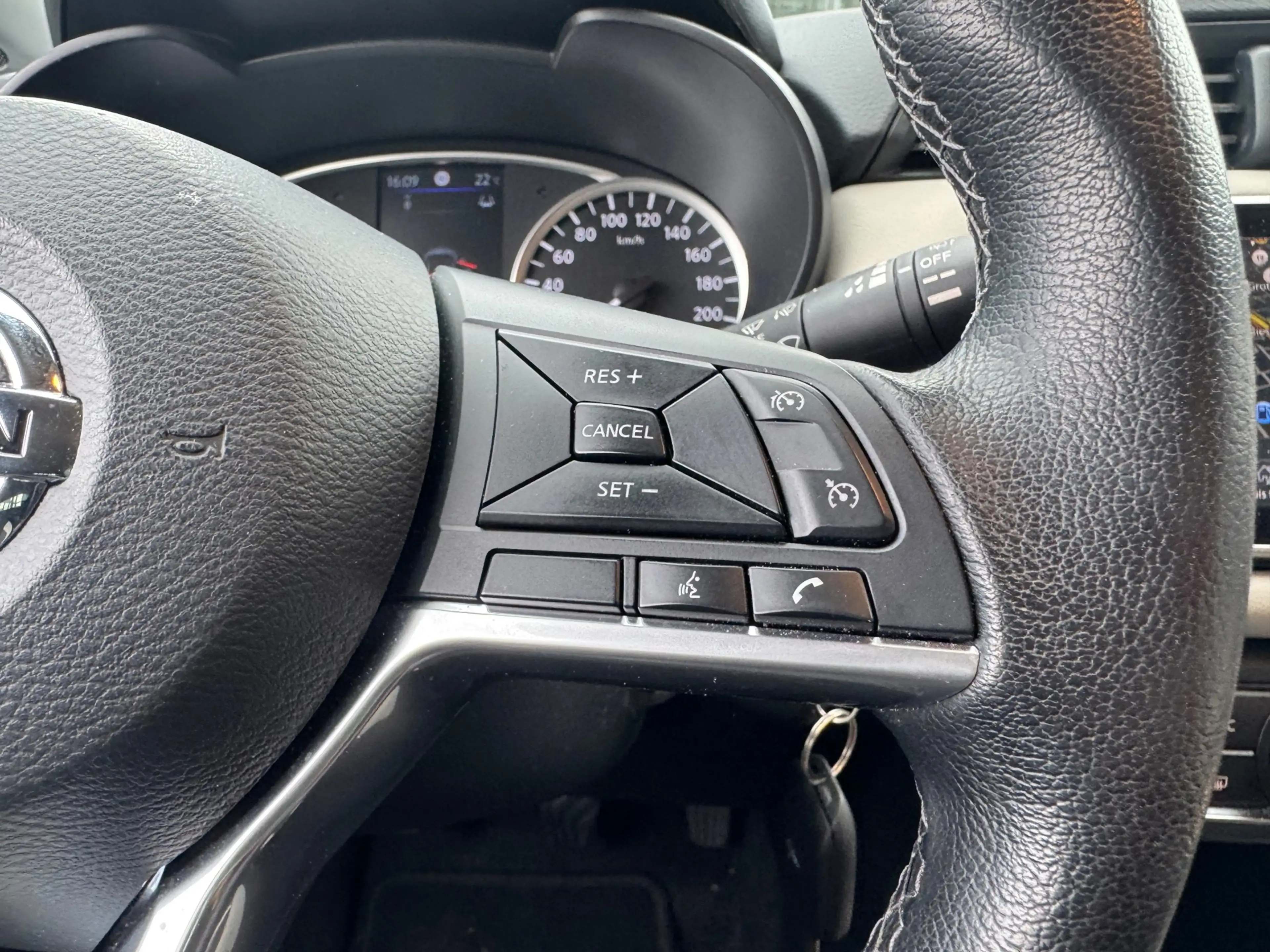 Nissan Micra 1.0 IG-T N-Design Airco Navi Cruise — photo 14