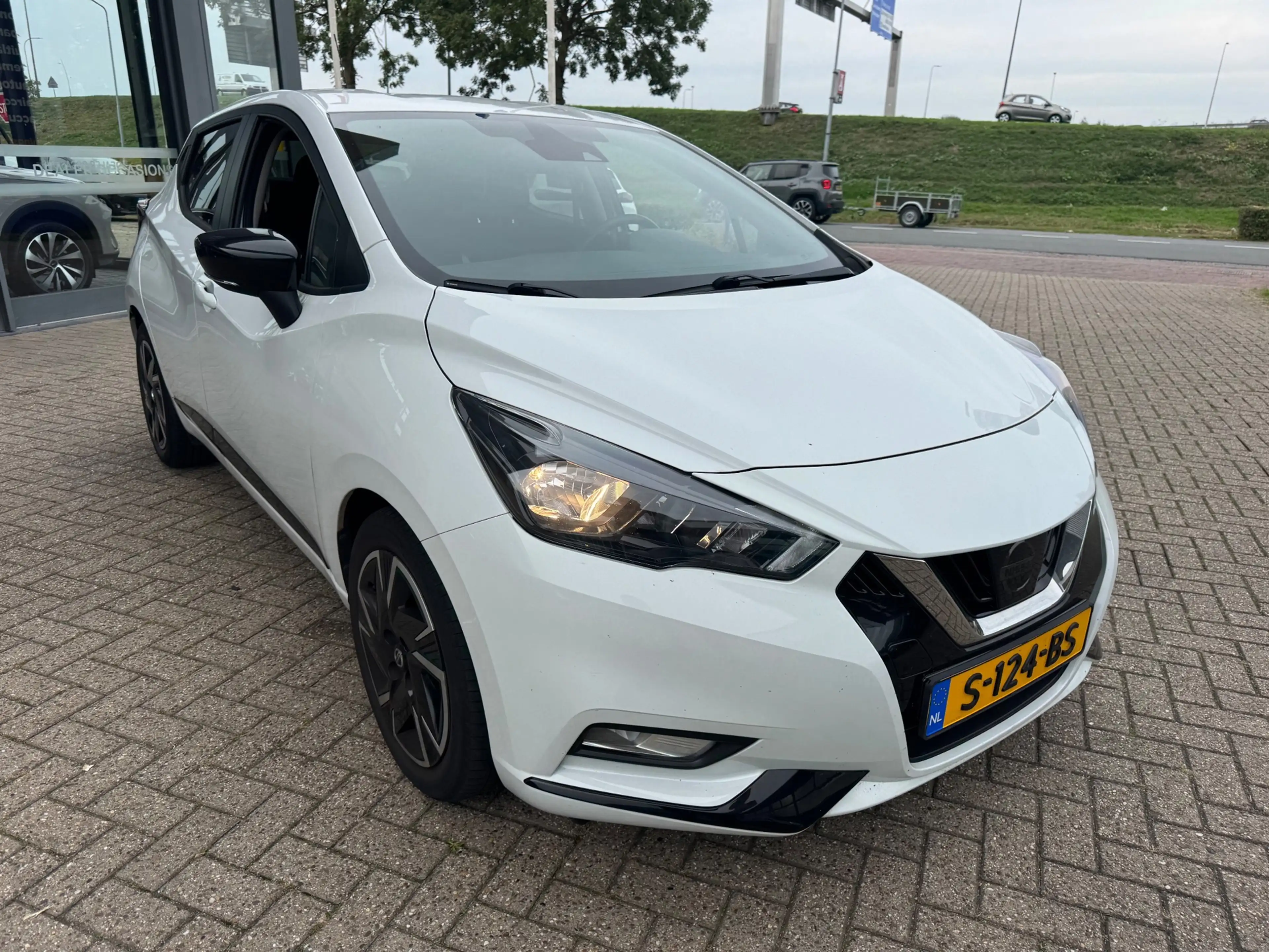 Nissan Micra 1.0 IG-T N-Design Airco Navi Cruise — photo 18