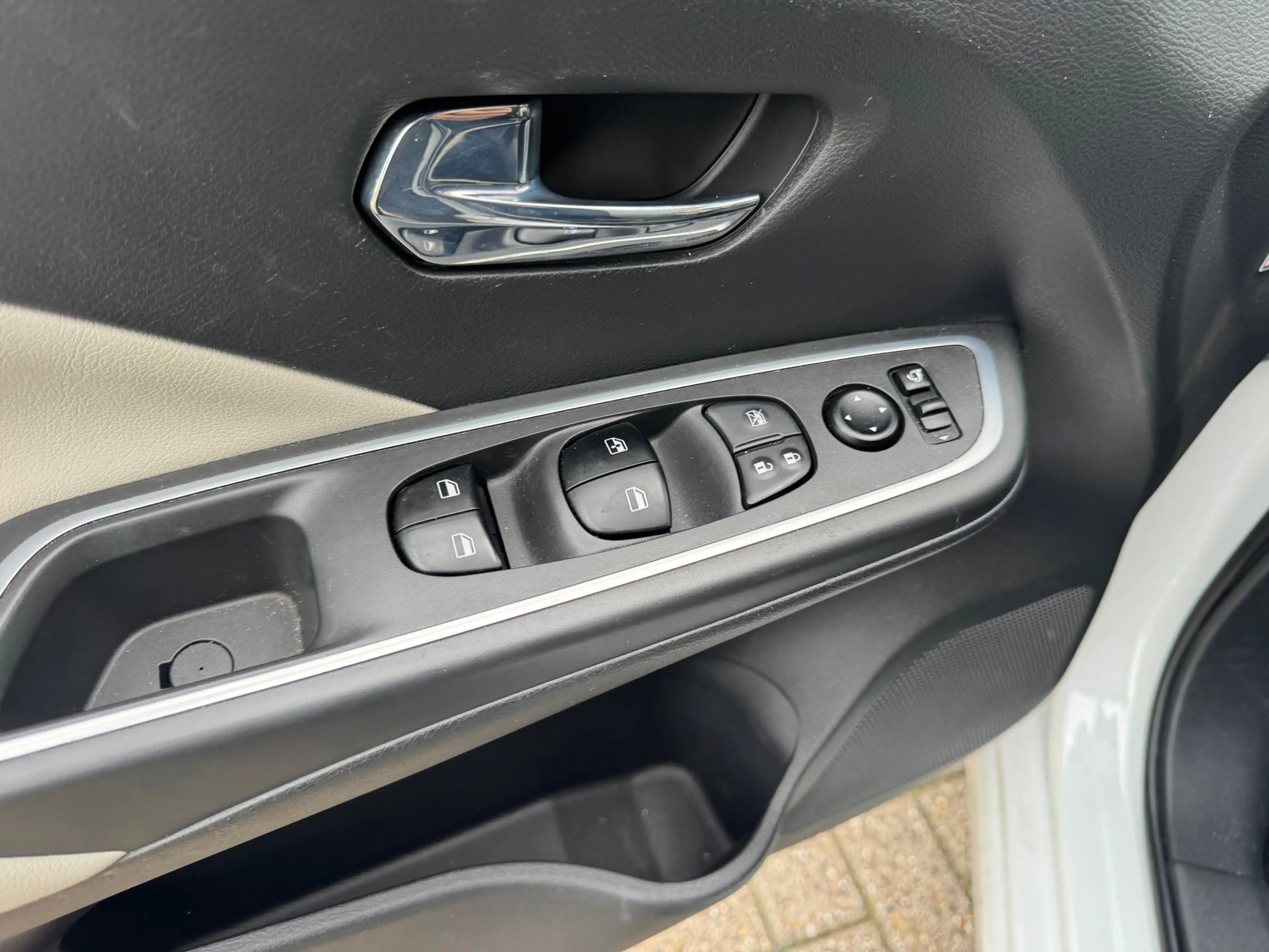 Nissan Micra 1.0 IG-T N-Design Airco Navi Cruise — photo 2