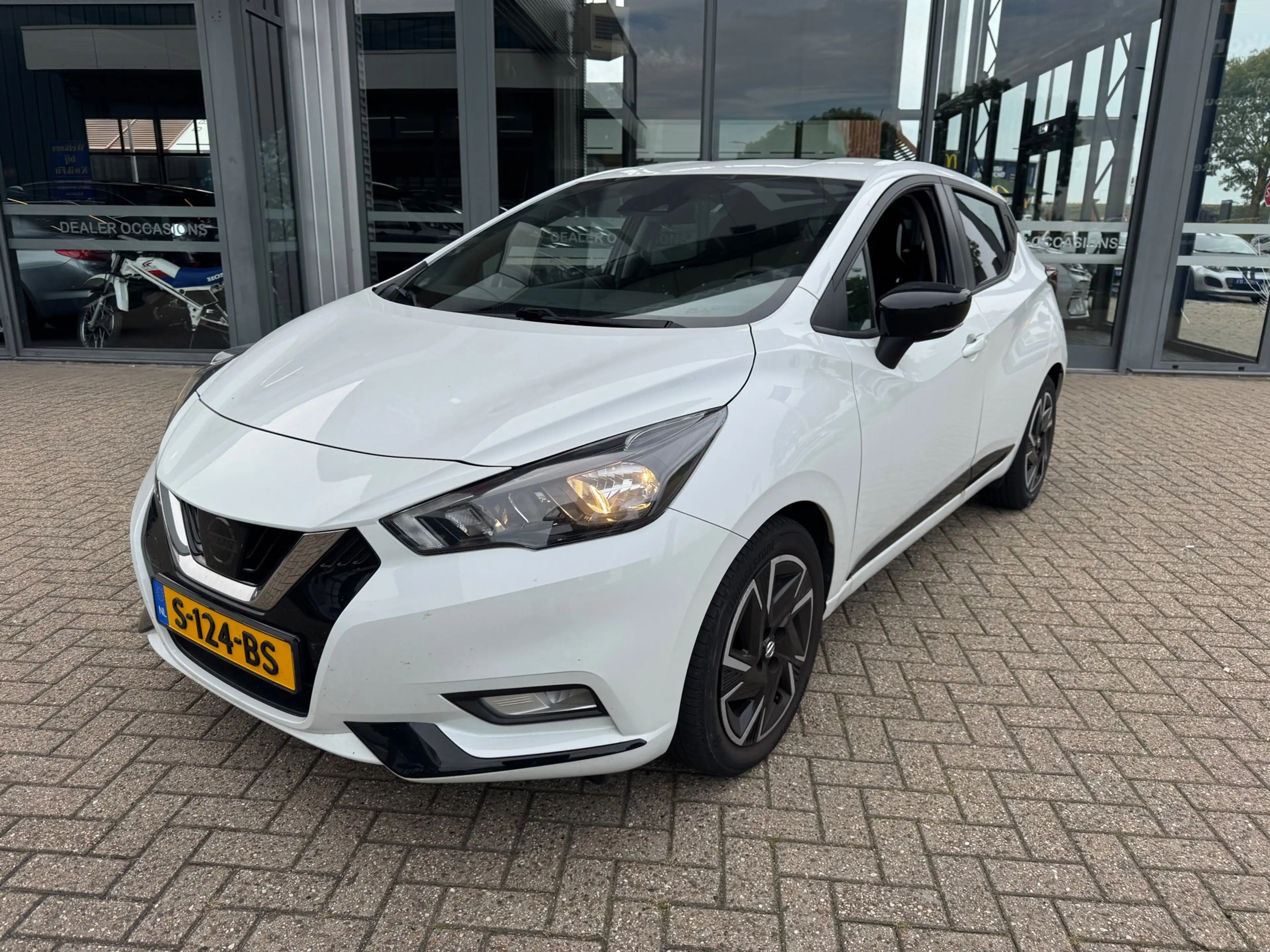 Nissan Micra 1.0 IG-T N-Design Airco Navi Cruise — photo 4