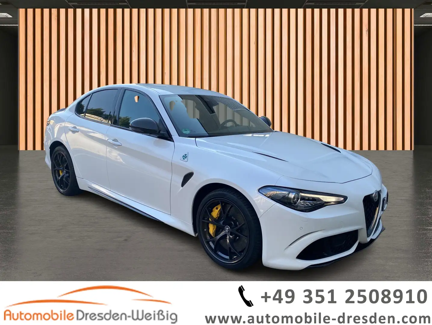 Alfa Romeo Giulia 2.9 V6 Bi Turbo Quadrifoglio*Carbon* Weiß - 1