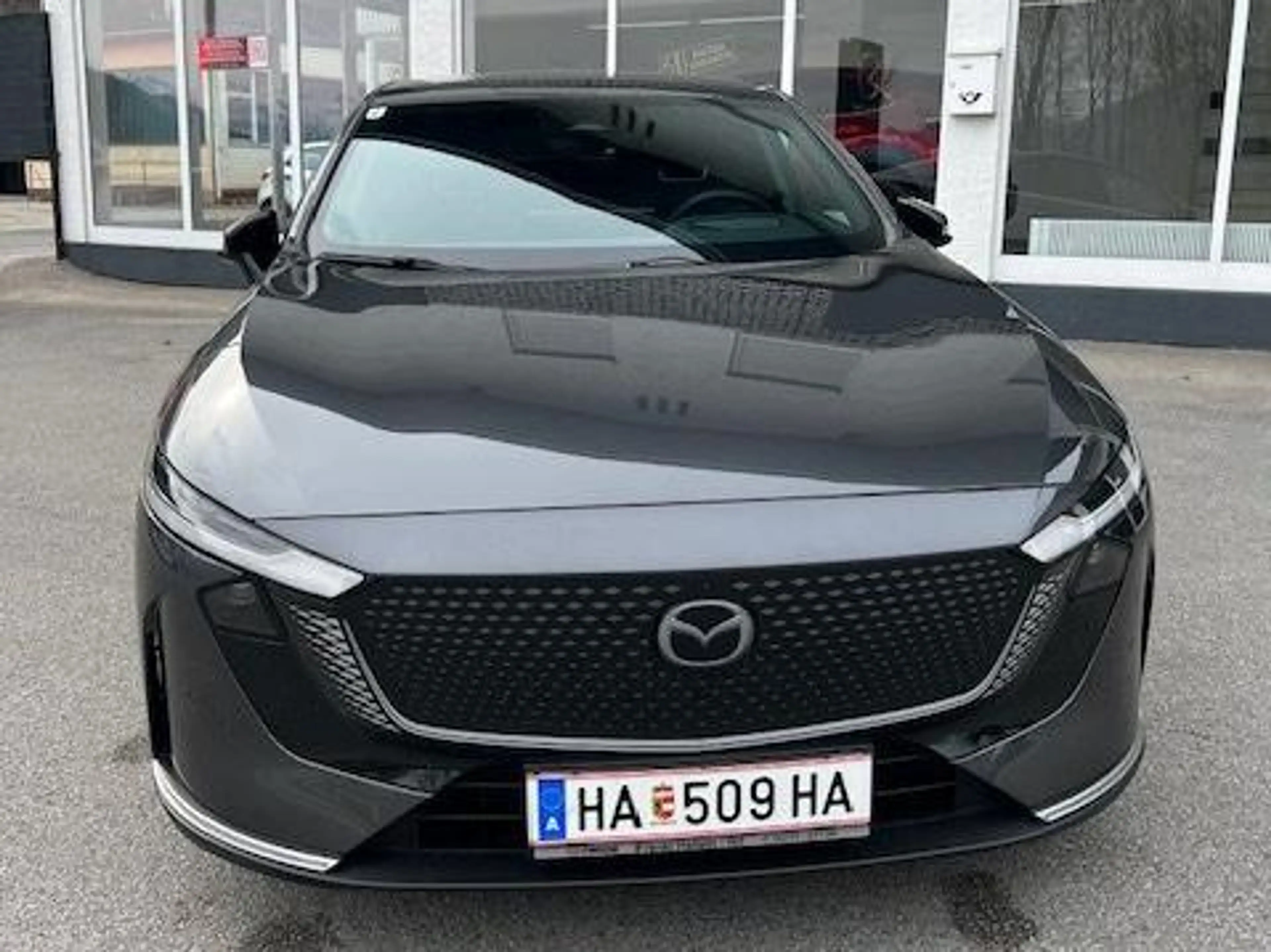 Mazda 6e Takumi — photo 2