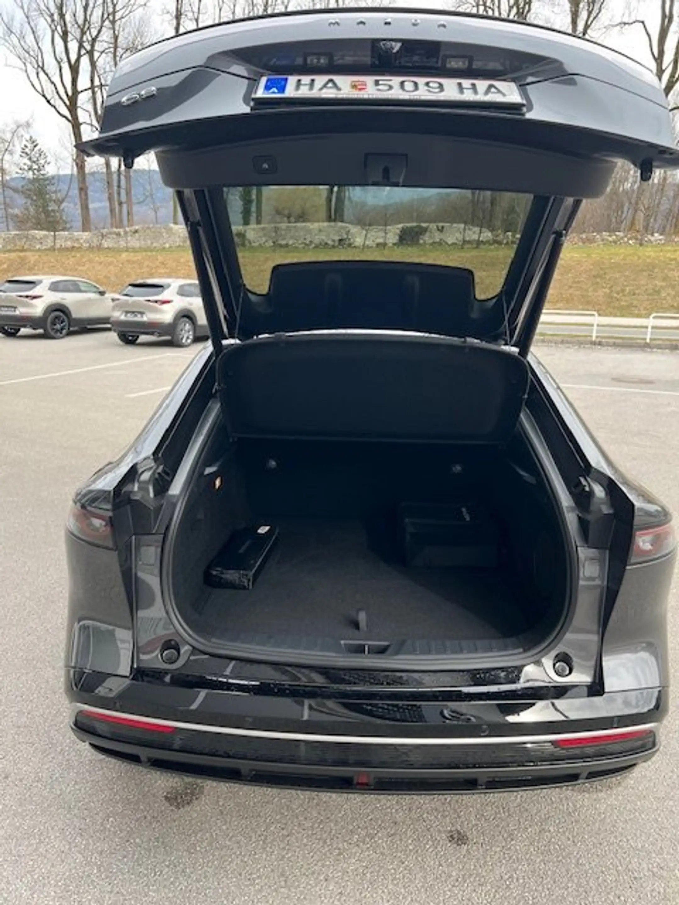 Mazda 6e Takumi — photo 8