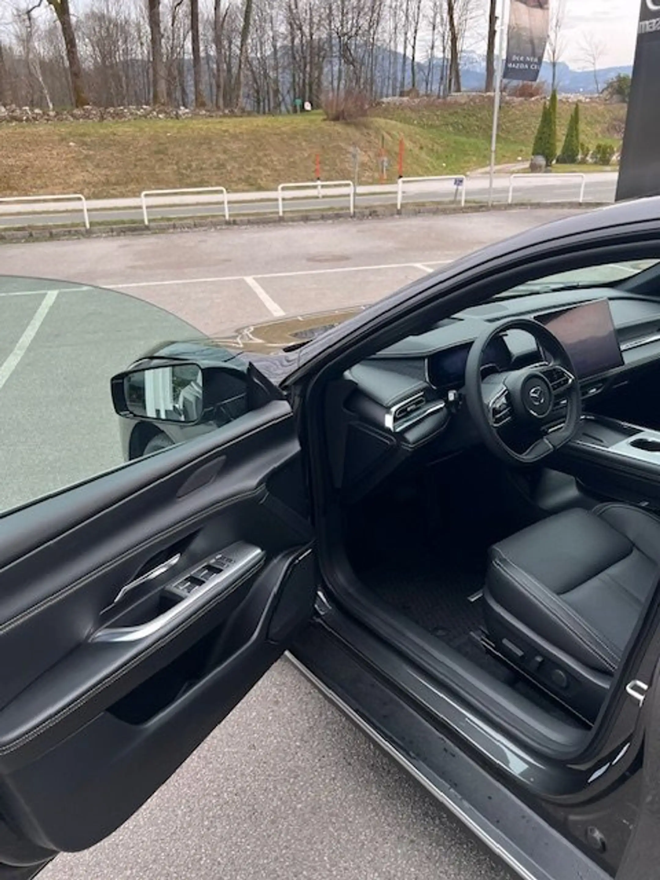 Mazda 6e Takumi — photo 11