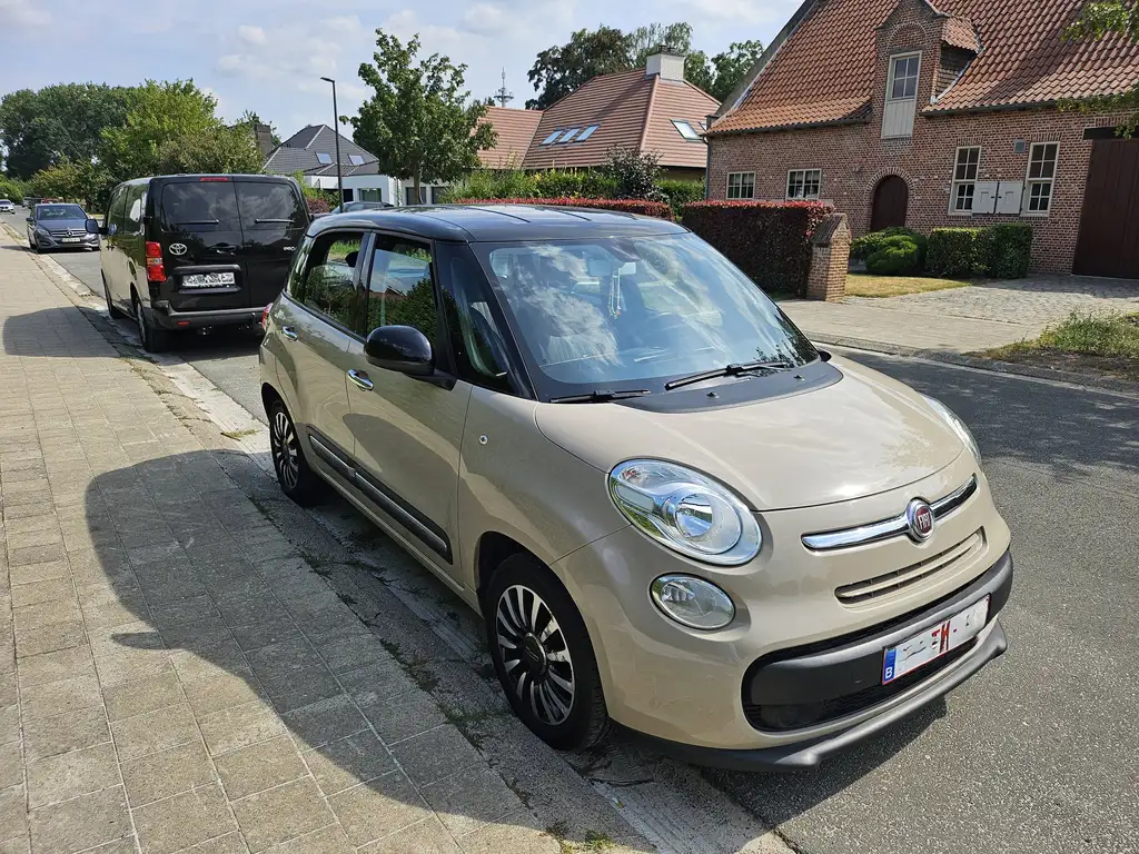 Fiat 500L 2015 из Европы — купить под ключ