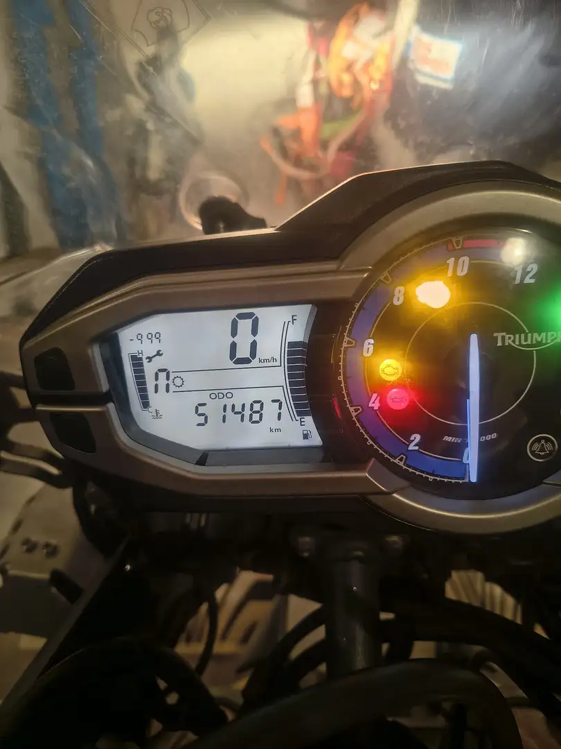 Triumph Tiger 800 Blanc - 1