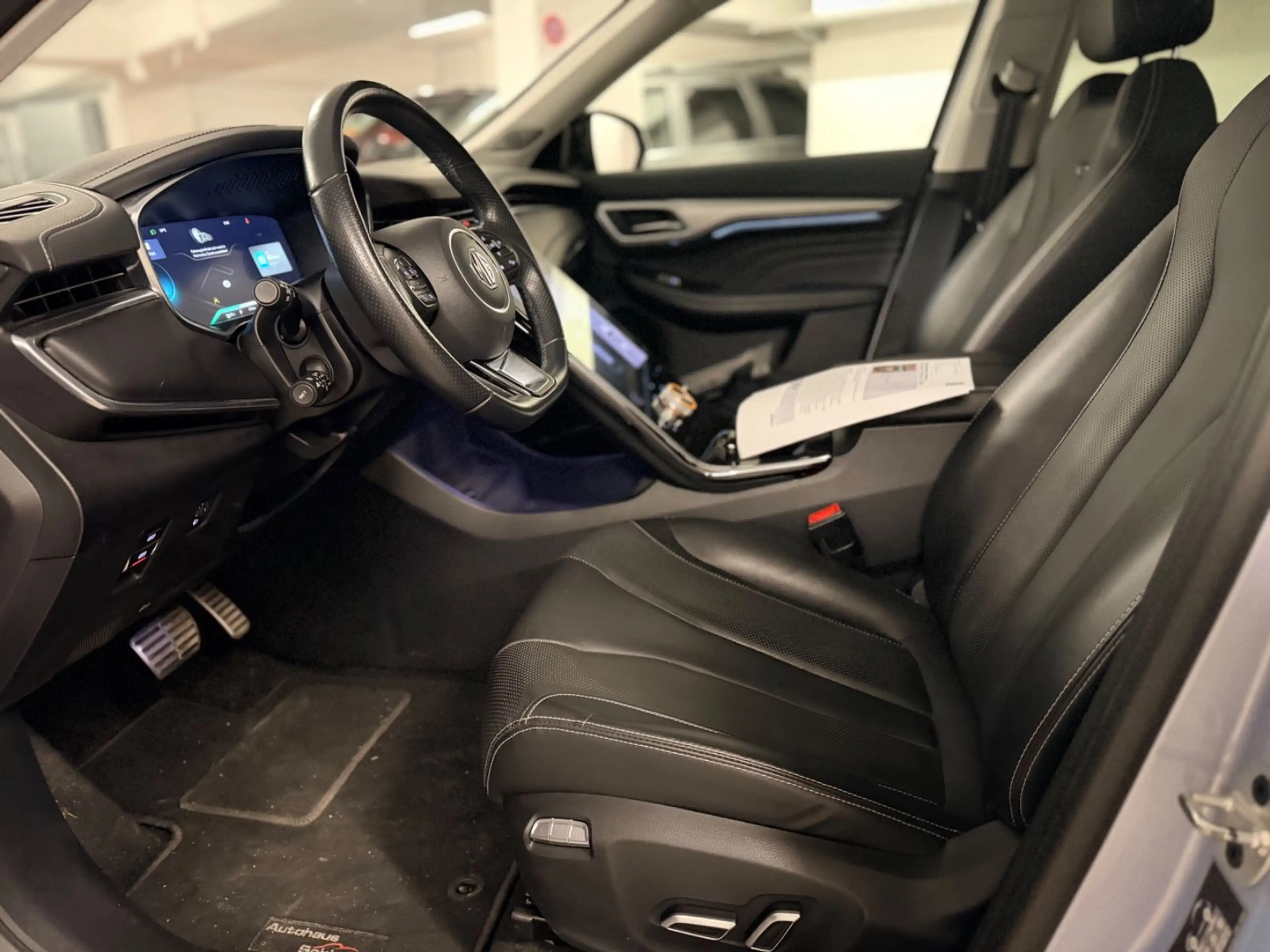 MG Marvel R Performance AWD — photo 10