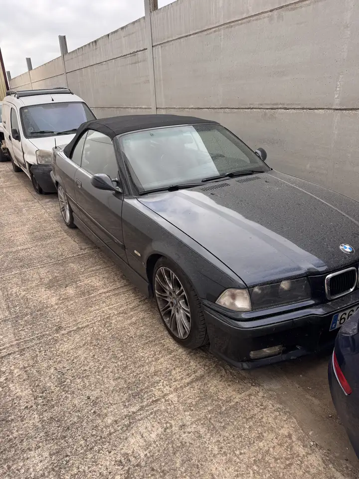 BMW 328i Cabriolet Aut. SE, foto 10