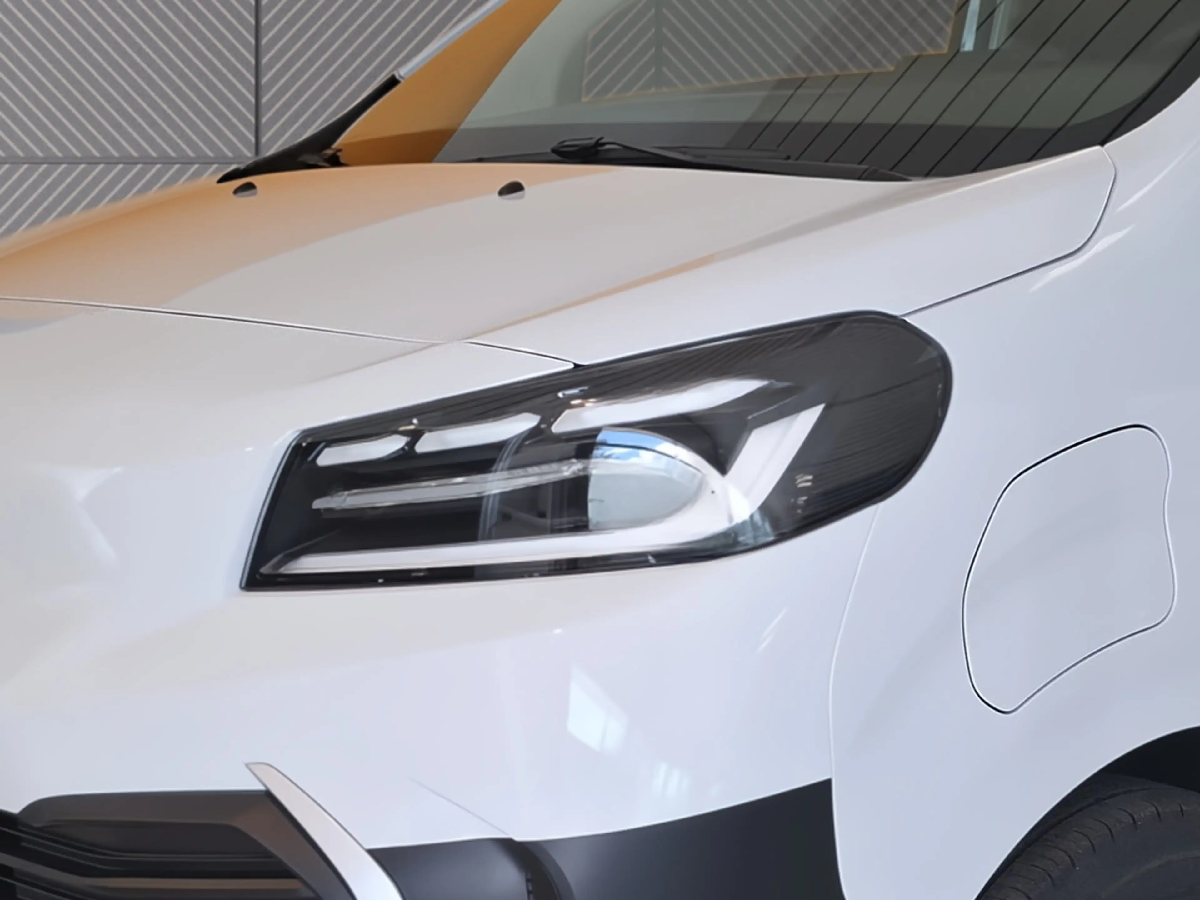 Toyota Proace Kasten L2 (75kWh) Kasten Electric Meister — photo 3