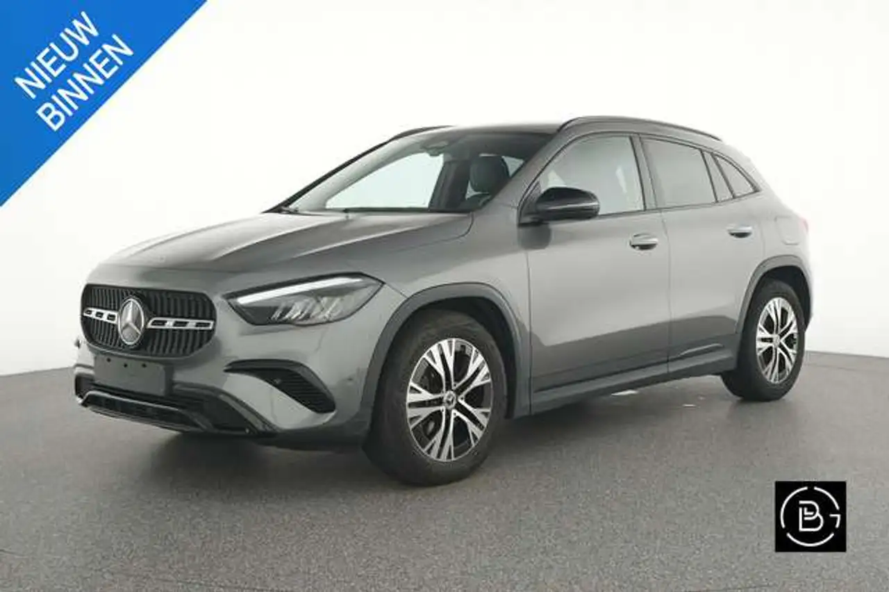 Mercedes-Benz GLA 180