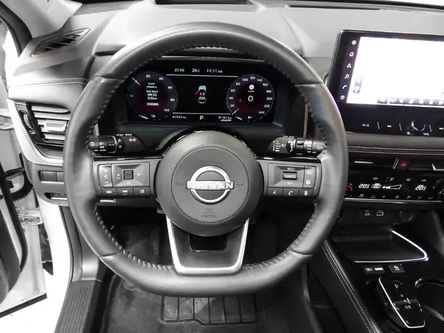 Nissan X-Trail view 9