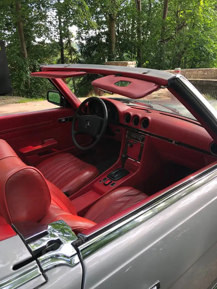 Mercedes-Benz 280 W 107, foto 6