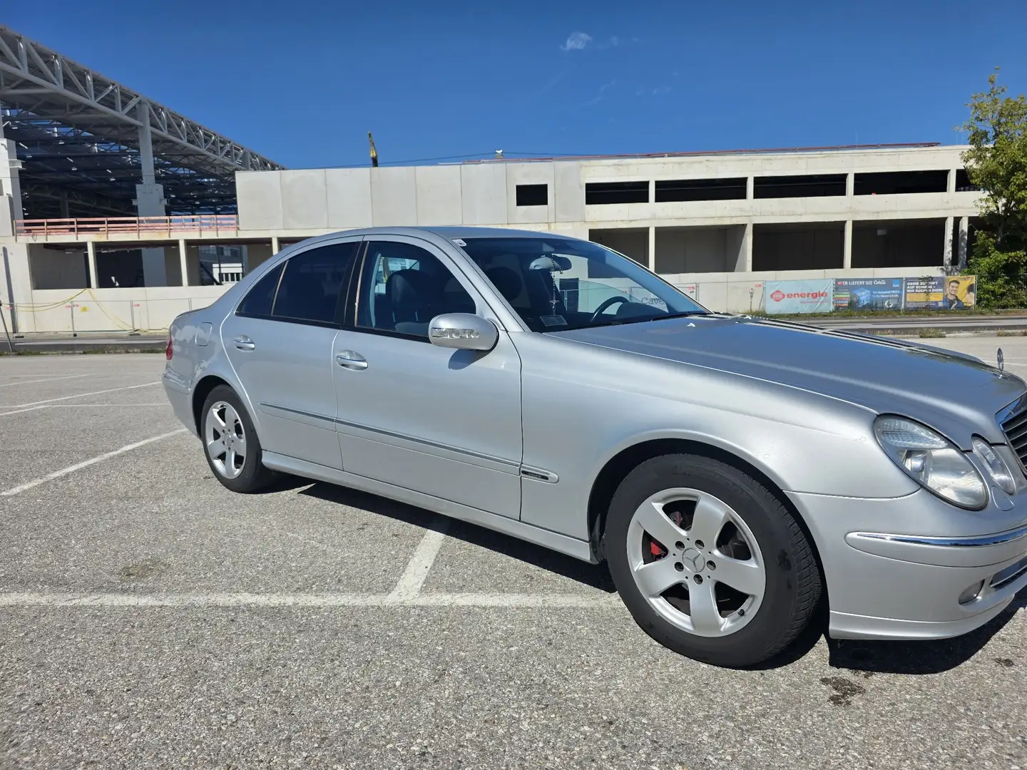Mercedes-Benz E 200 Kompressor Avantgarde Aut. - 2
