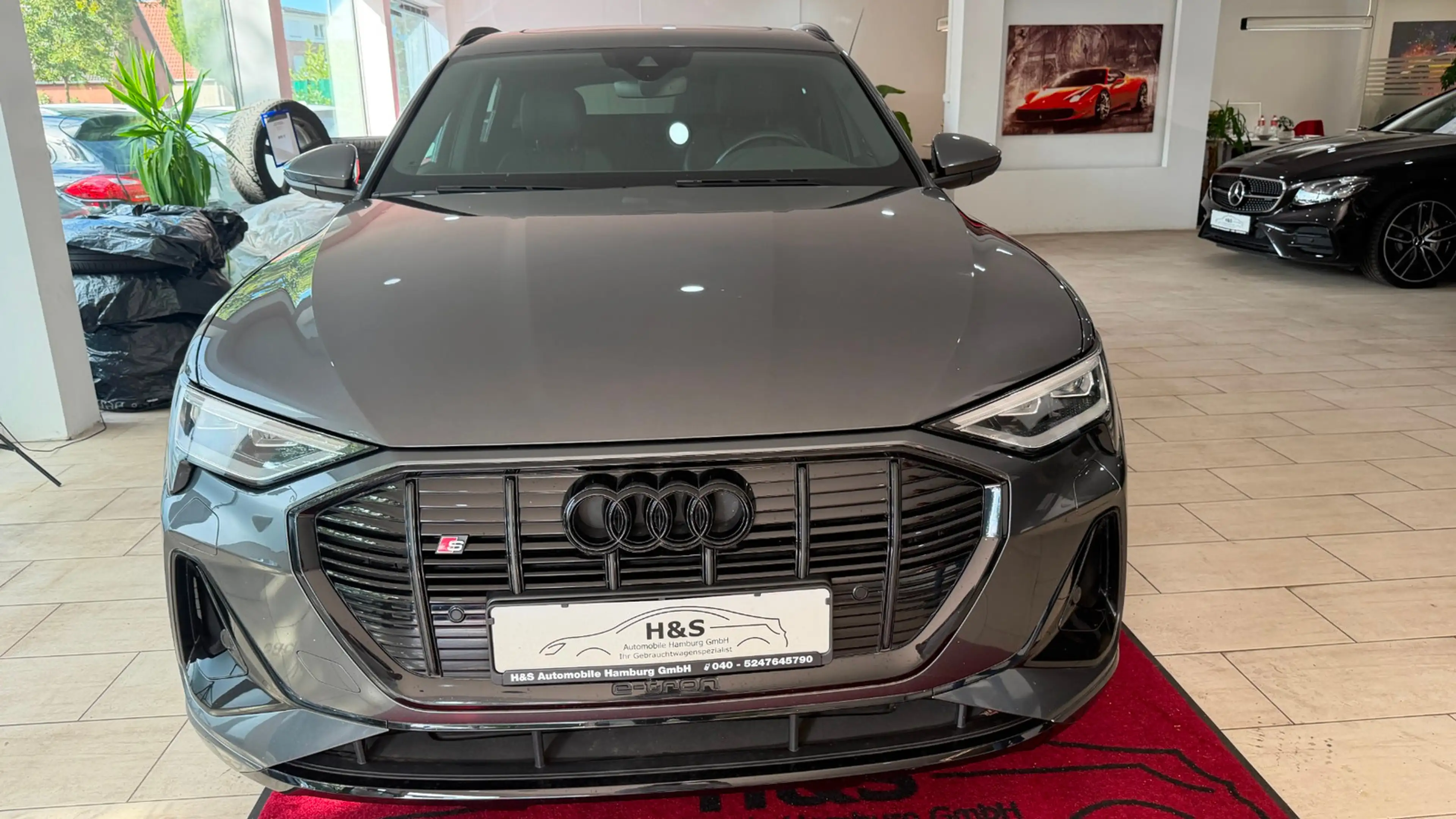 Audi e-tron Sportback S quattro S-LINE — photo 12