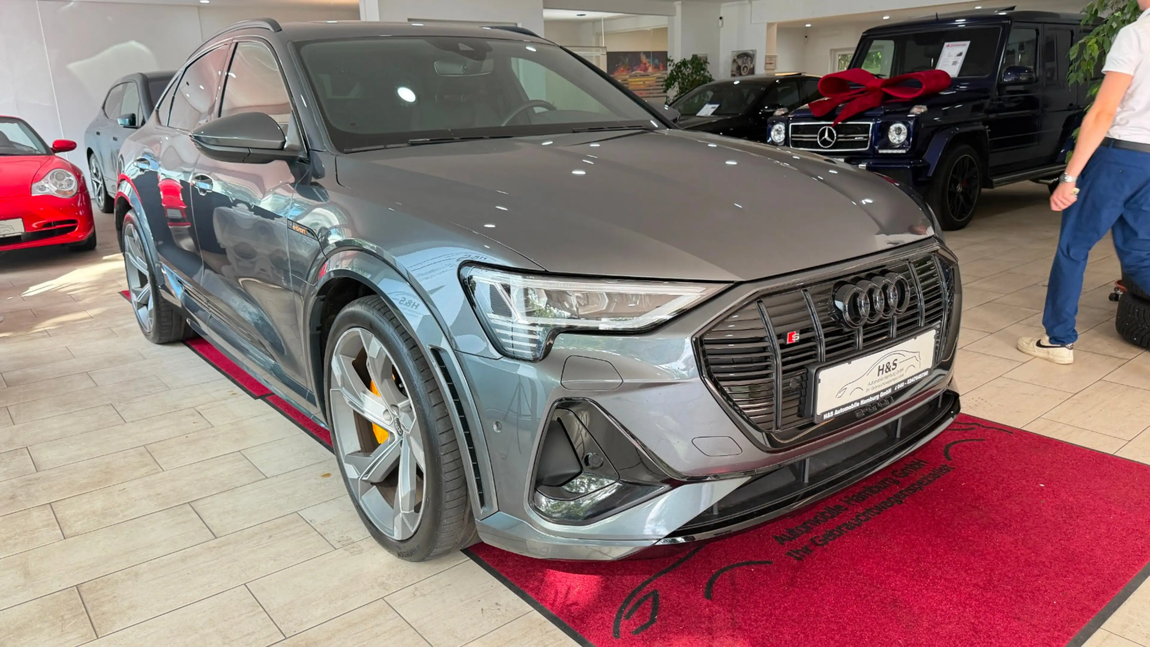 Audi e-tron Sportback S quattro S-LINE — photo 9