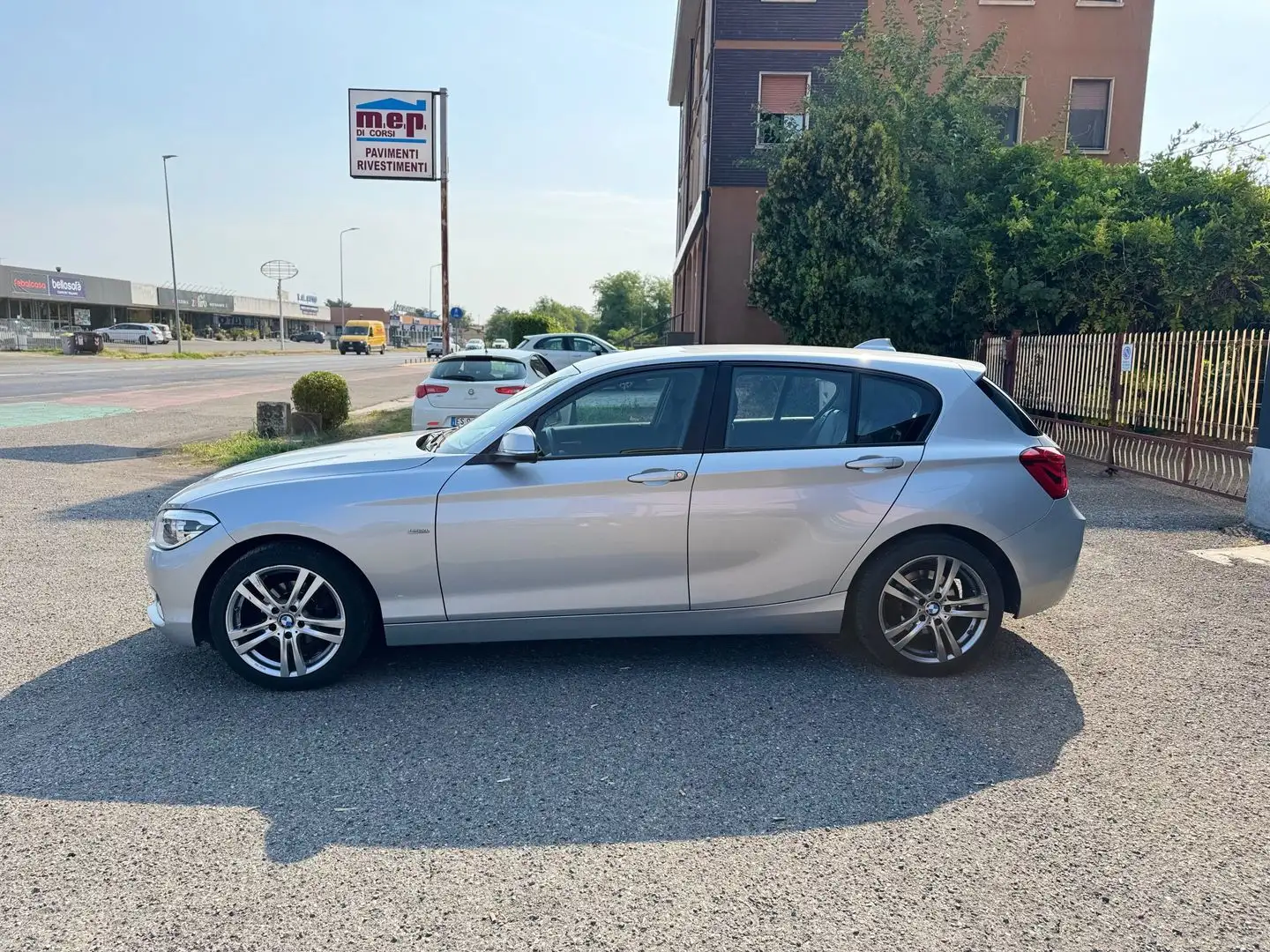 BMW 116 Urban 116 d Gris - 2