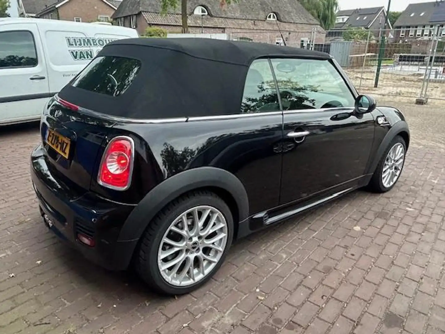 MINI Cooper S Cabrio Mini 1.6 Chili Harman Kardon, Bi-Xenon, Navi, Lede Negro - 2
