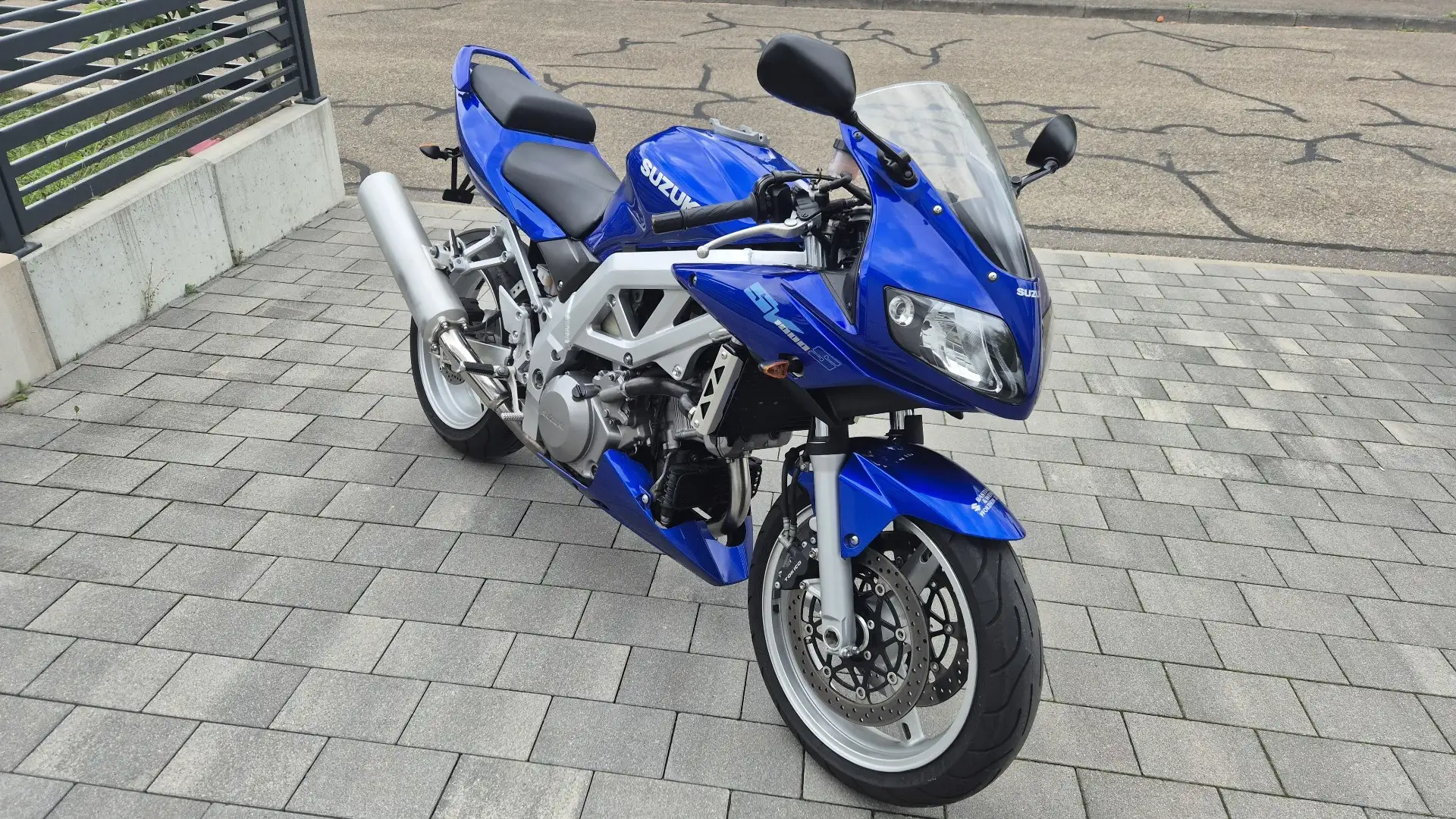 Suzuki SV 1000 Синій - 1